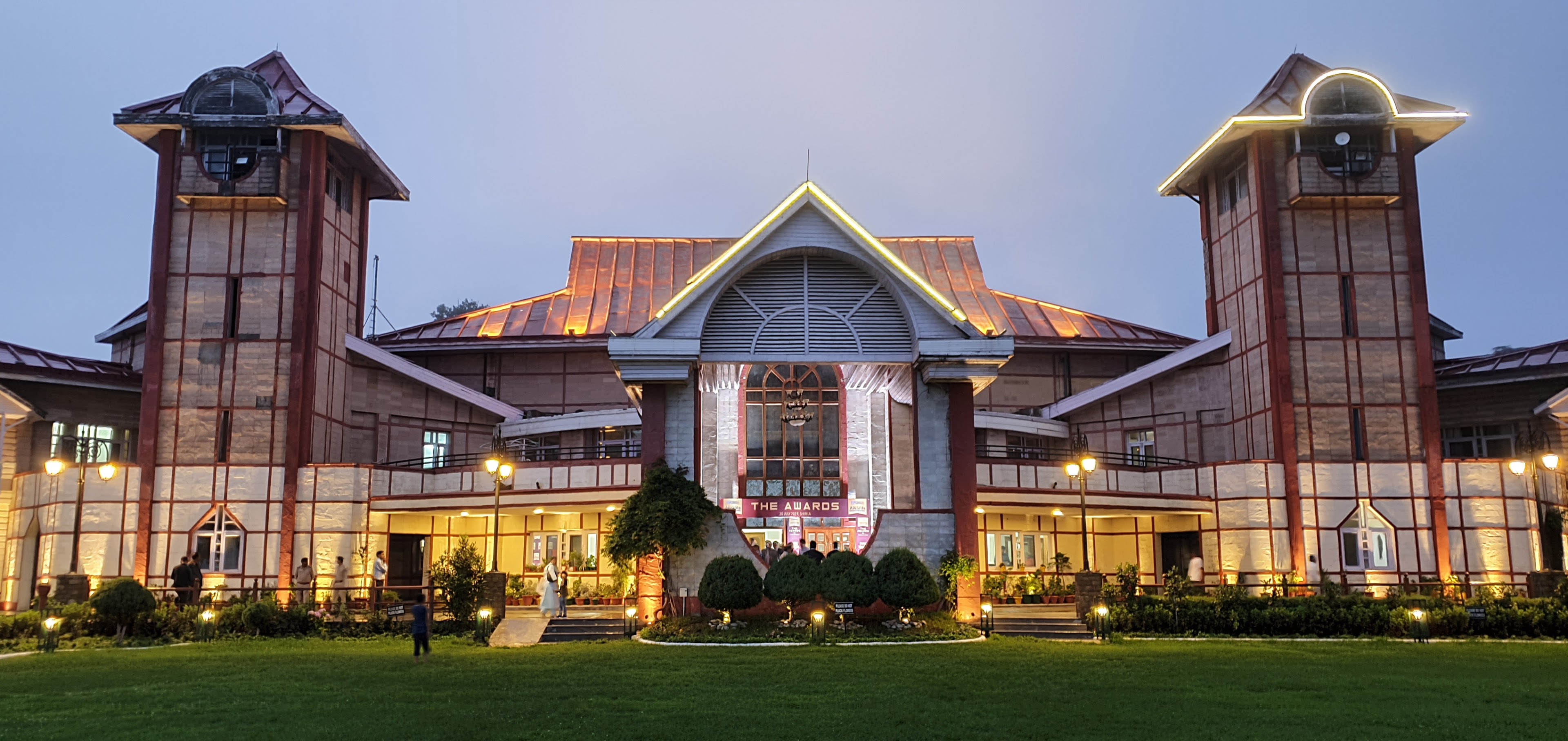 Hotel Peterhoff, Shimla — photo 1