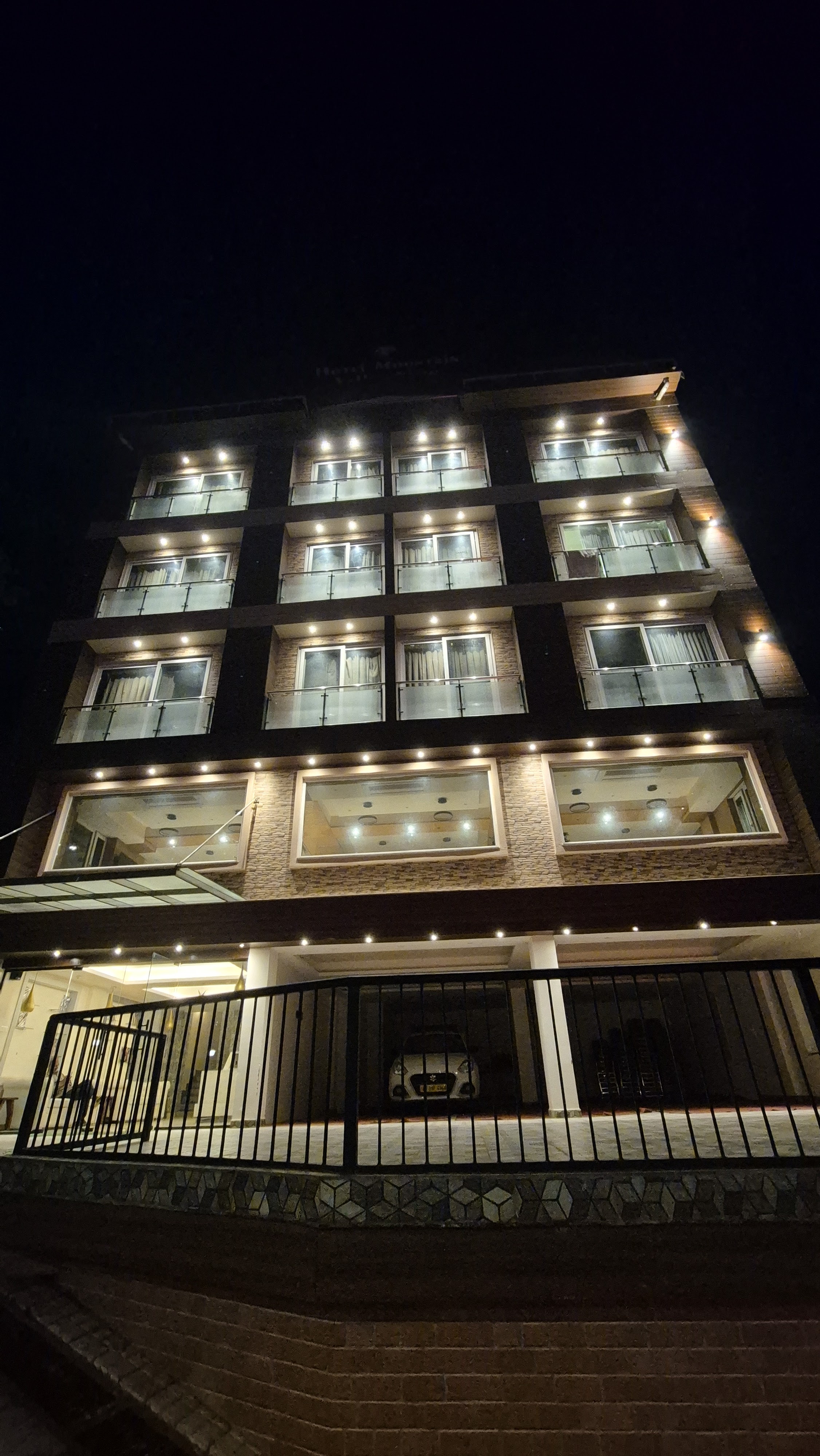 Mountain Valley View, Shimla — photo 10