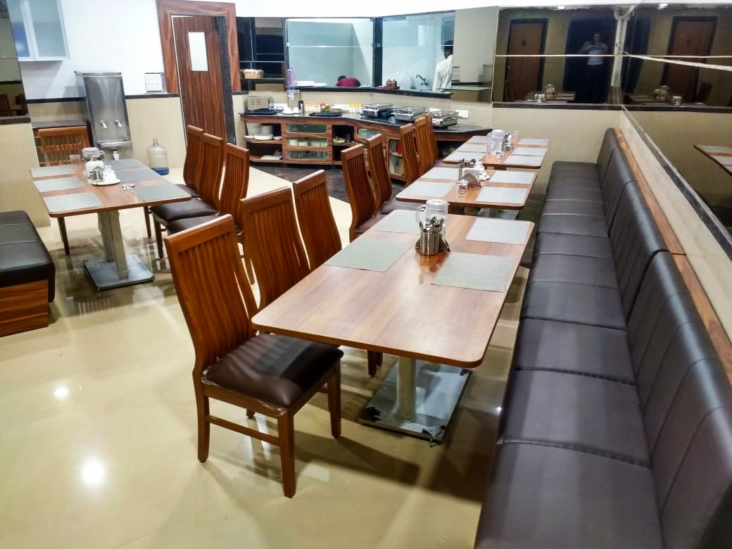 Hotel Shreeji Vatika, Airport Road, Surat — photo 7