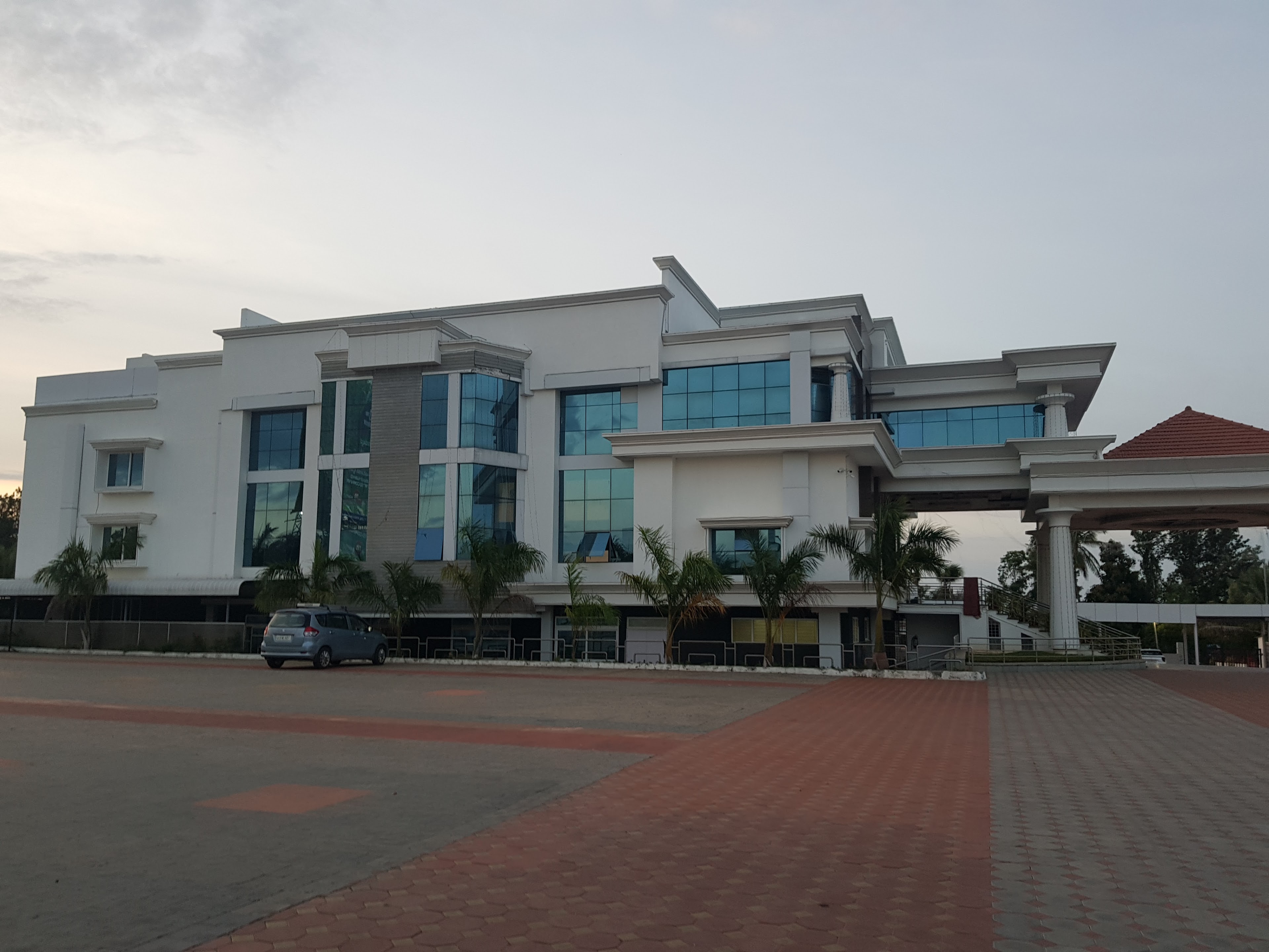 Shashikirana Convention Hall, Mandya — photo 7