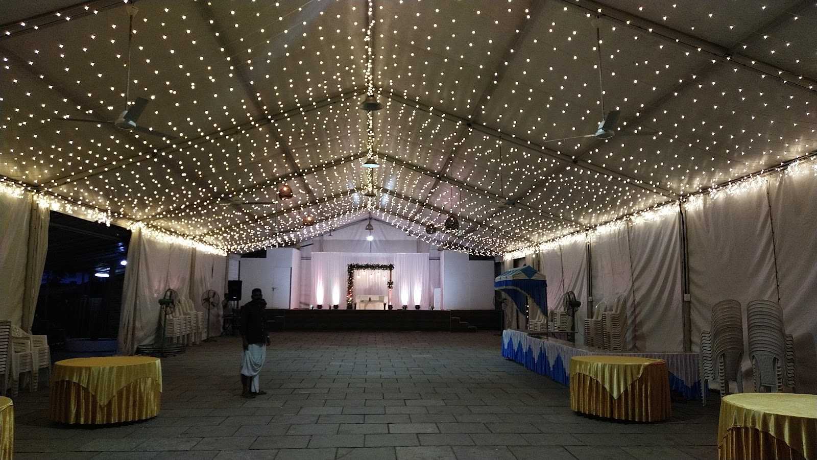 Rose Gardens Function Hall, Kochi — photo 10