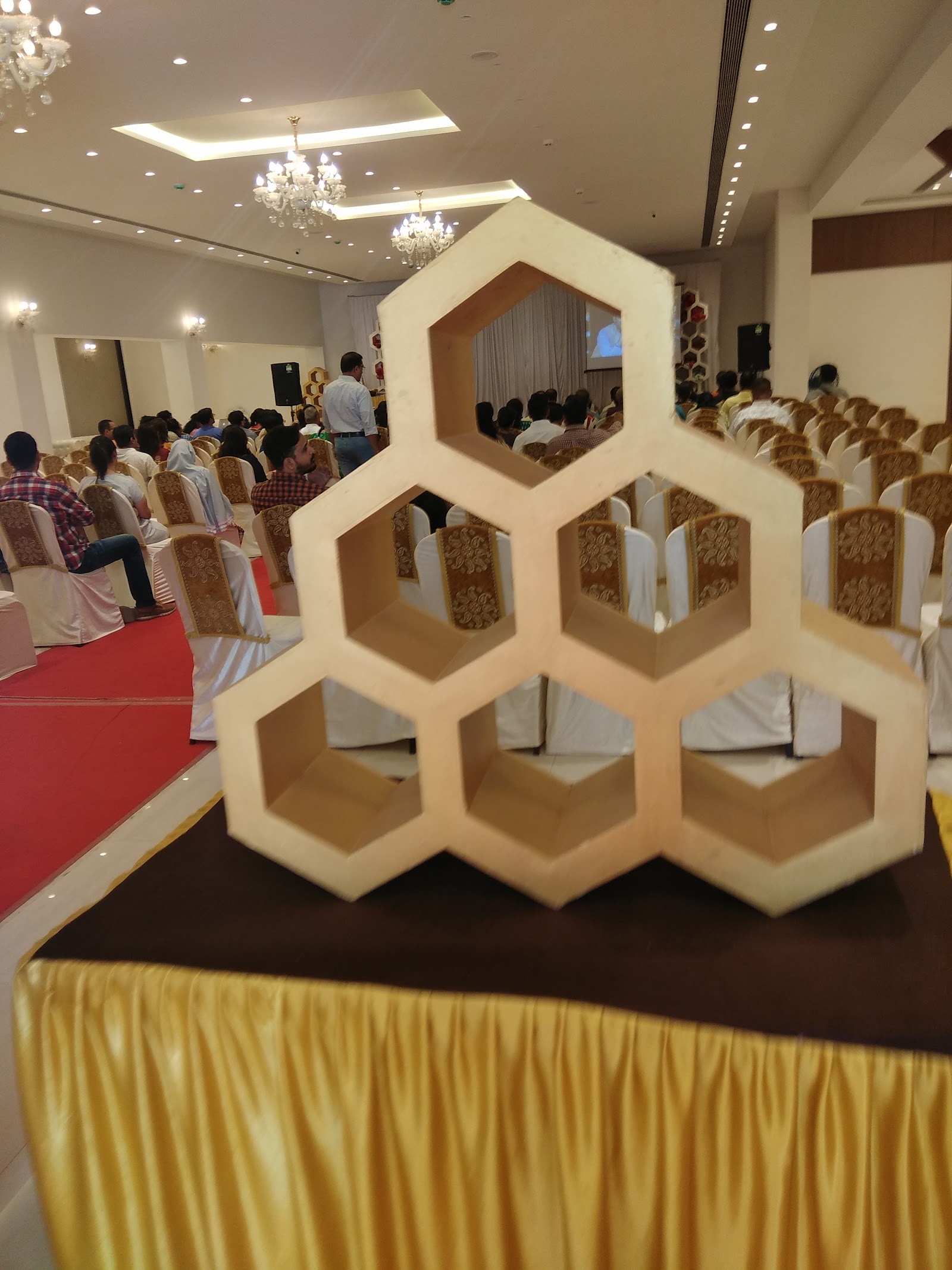 Universe Banquet, Mumbai — photo 10