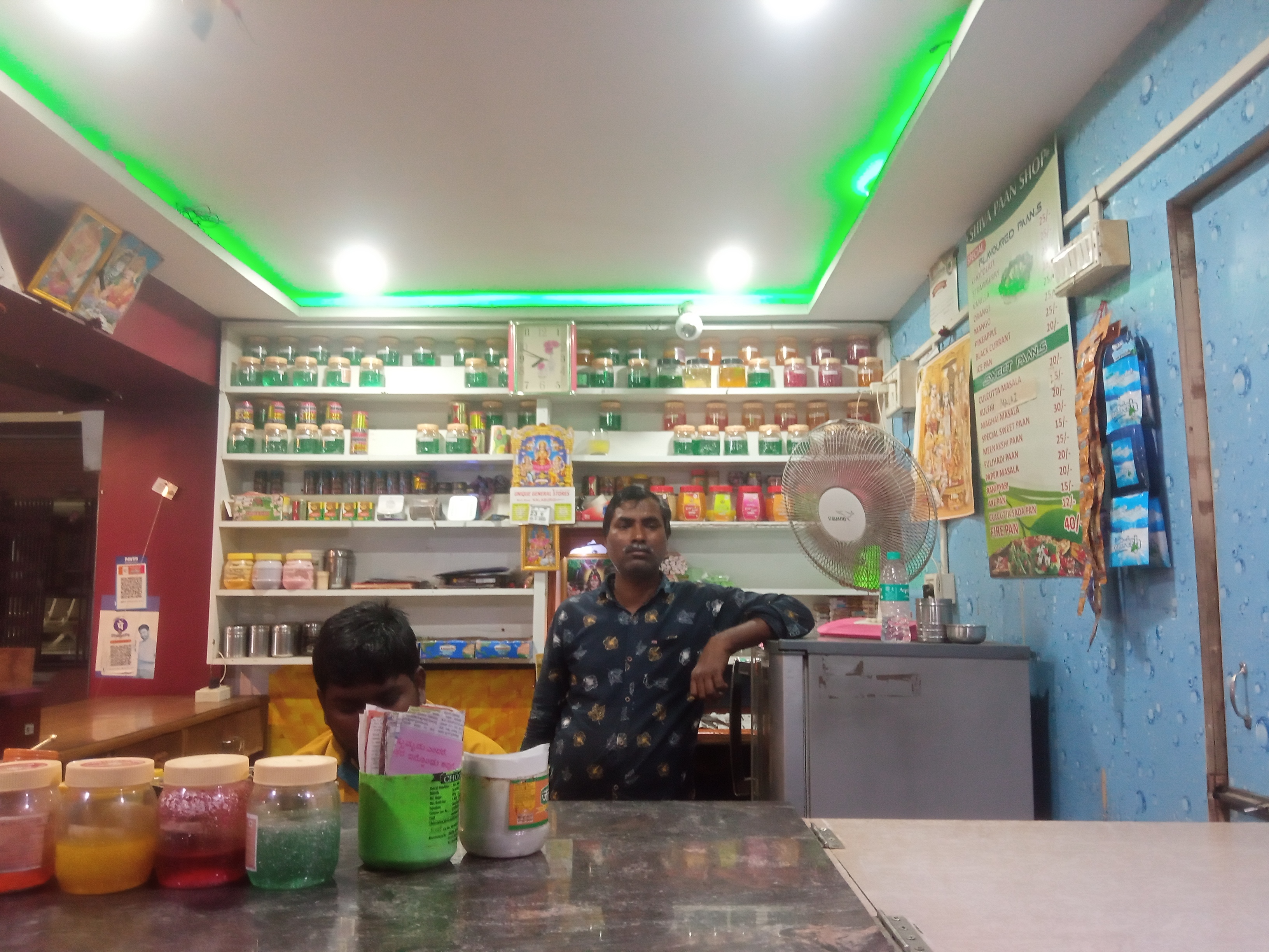 Shiva pan shop, Kalaburagi — photo 6