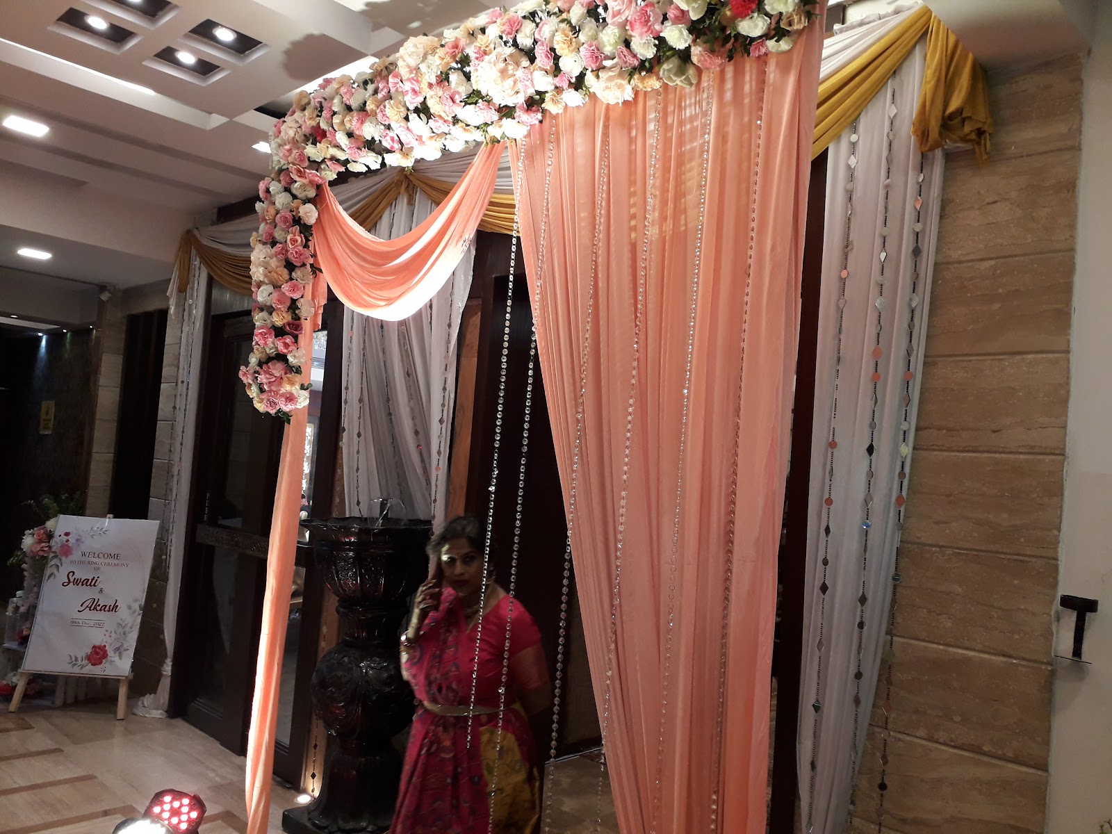 Golden Leaf Banquet, Mumbai — photo 4