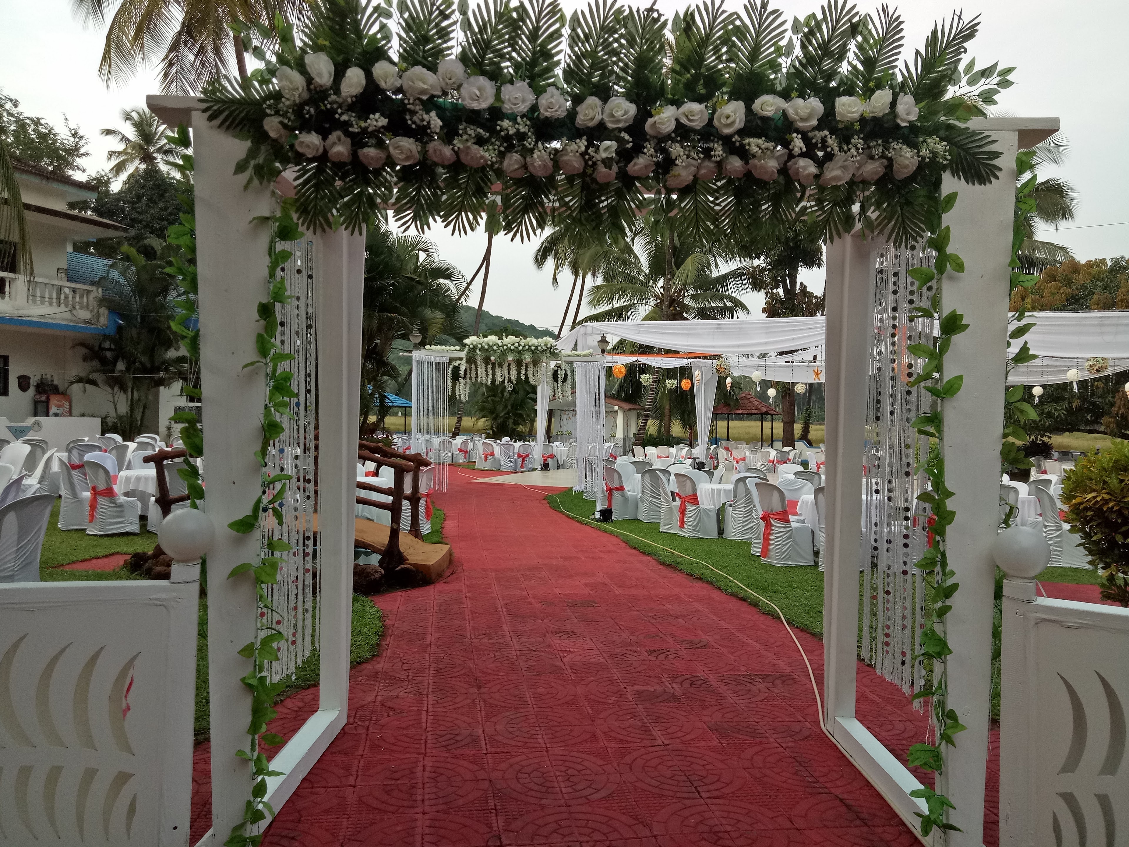 Dos Equis Exotic Lounge, Panaji — photo 4