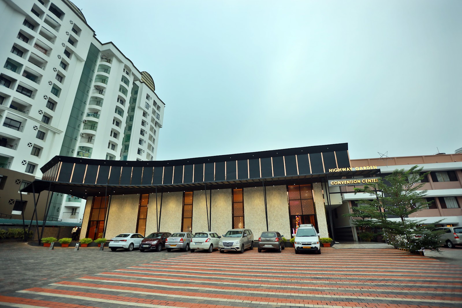 Highway Garden Convention center, Kochi — photo 2