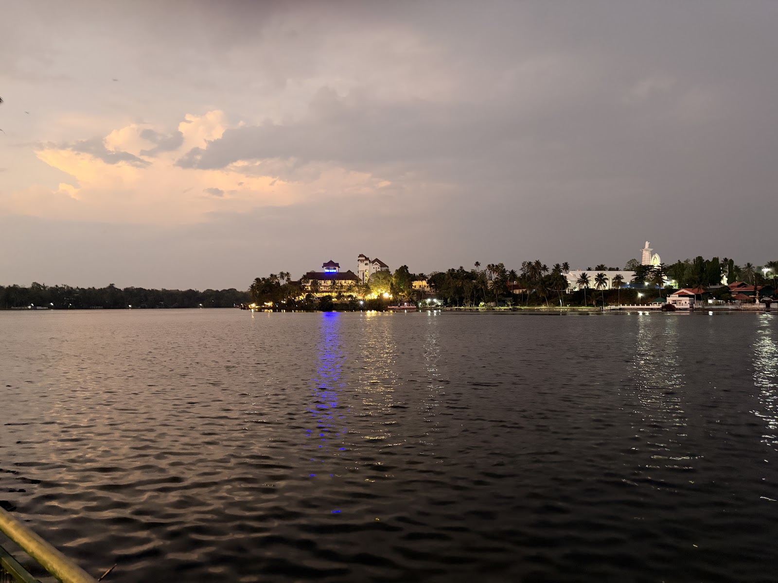 Jaladarshini Lakeside Gardens, Kollam — photo 9