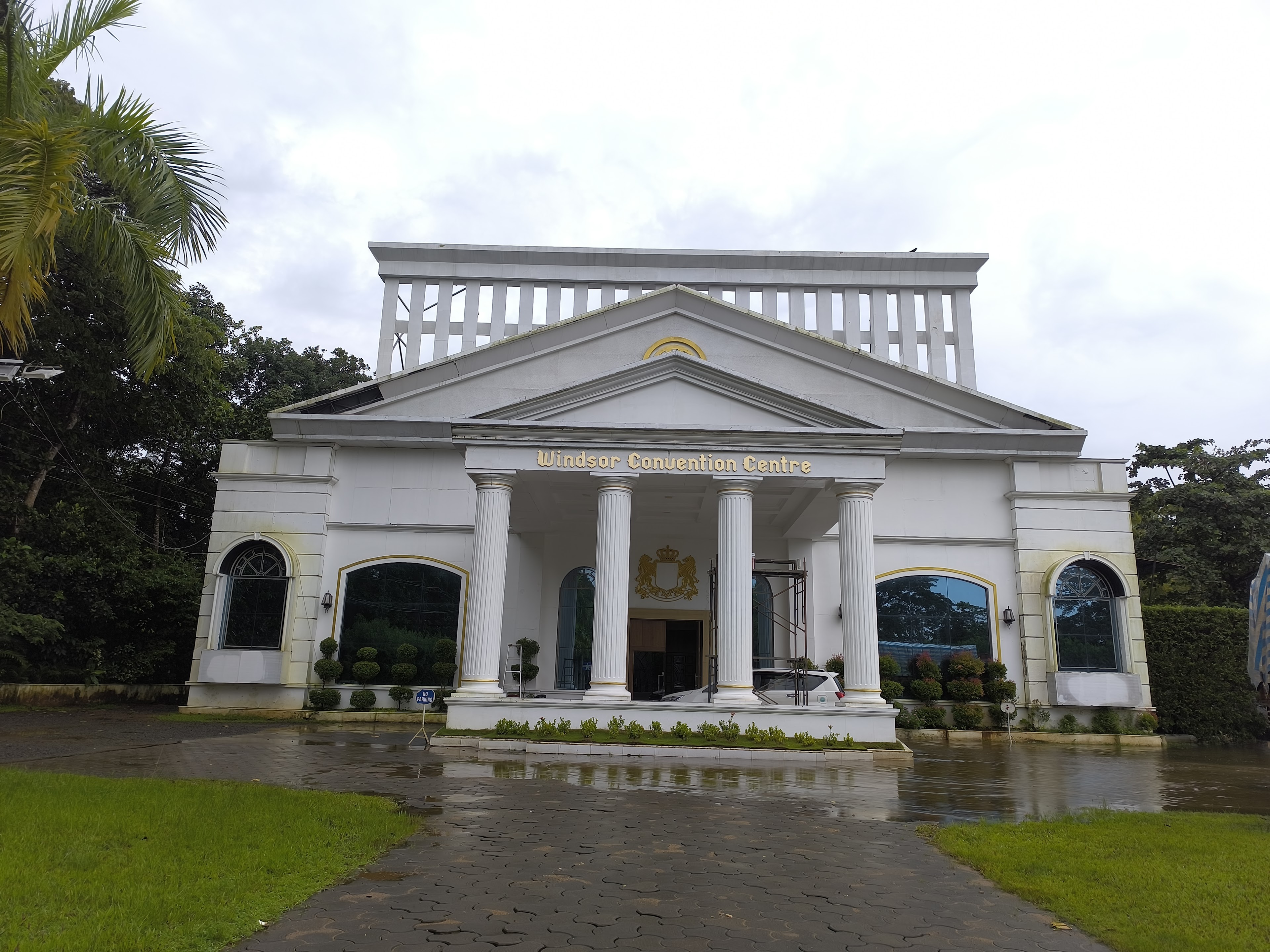 The Windsor Castle Convention Center, Kottayam — photo 4