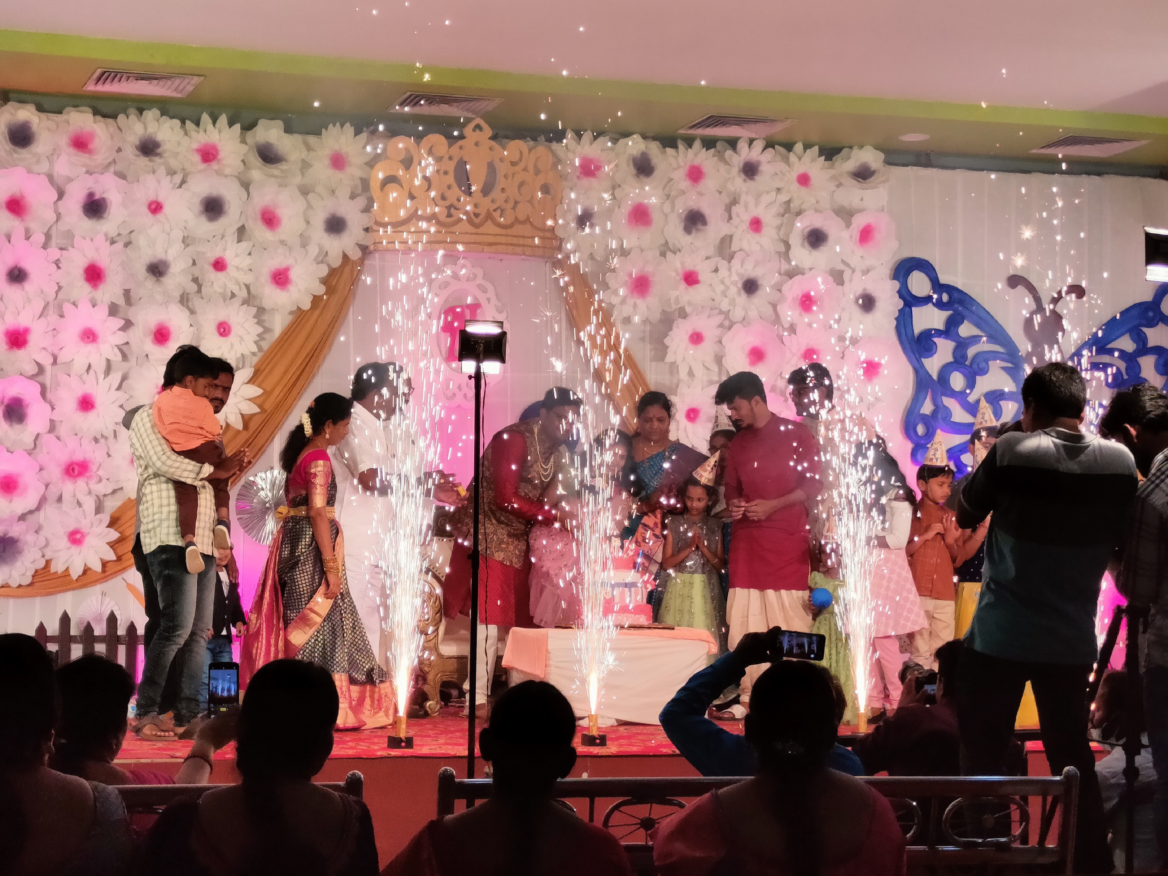 Triveni Gardens - AC & Non AC Function Hall, Suryapet — photo 2