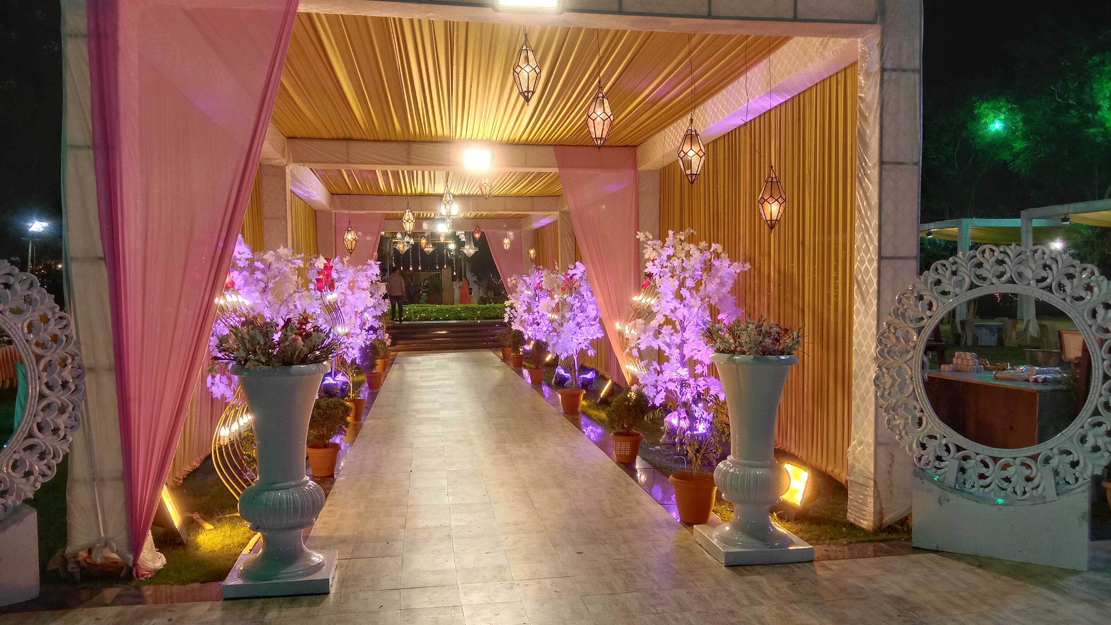 Four Seasons Lawn, Bhopal — photo 4