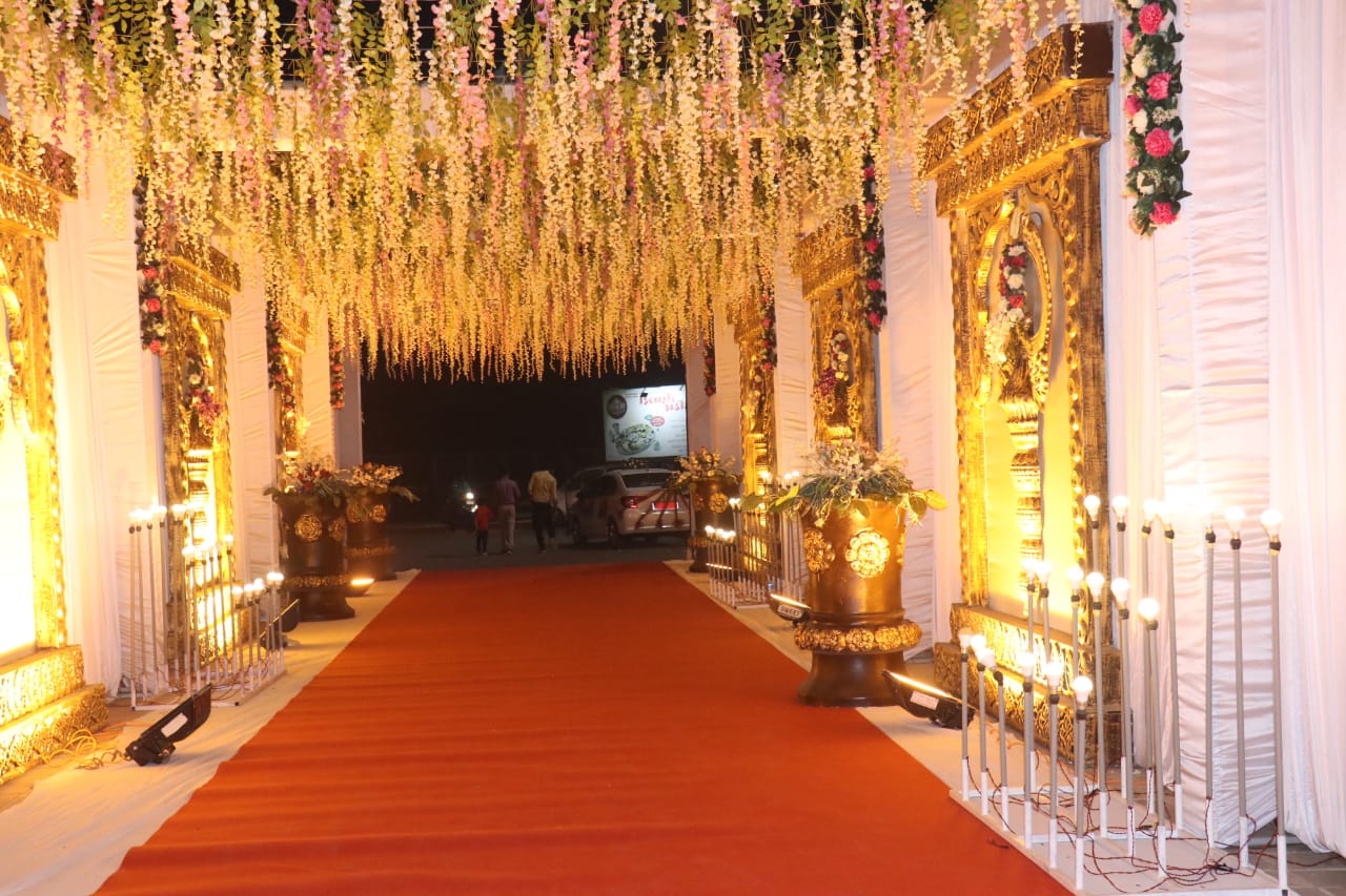 Delight Party Lawns & Family Restaurant, Rajkot — photo 4
