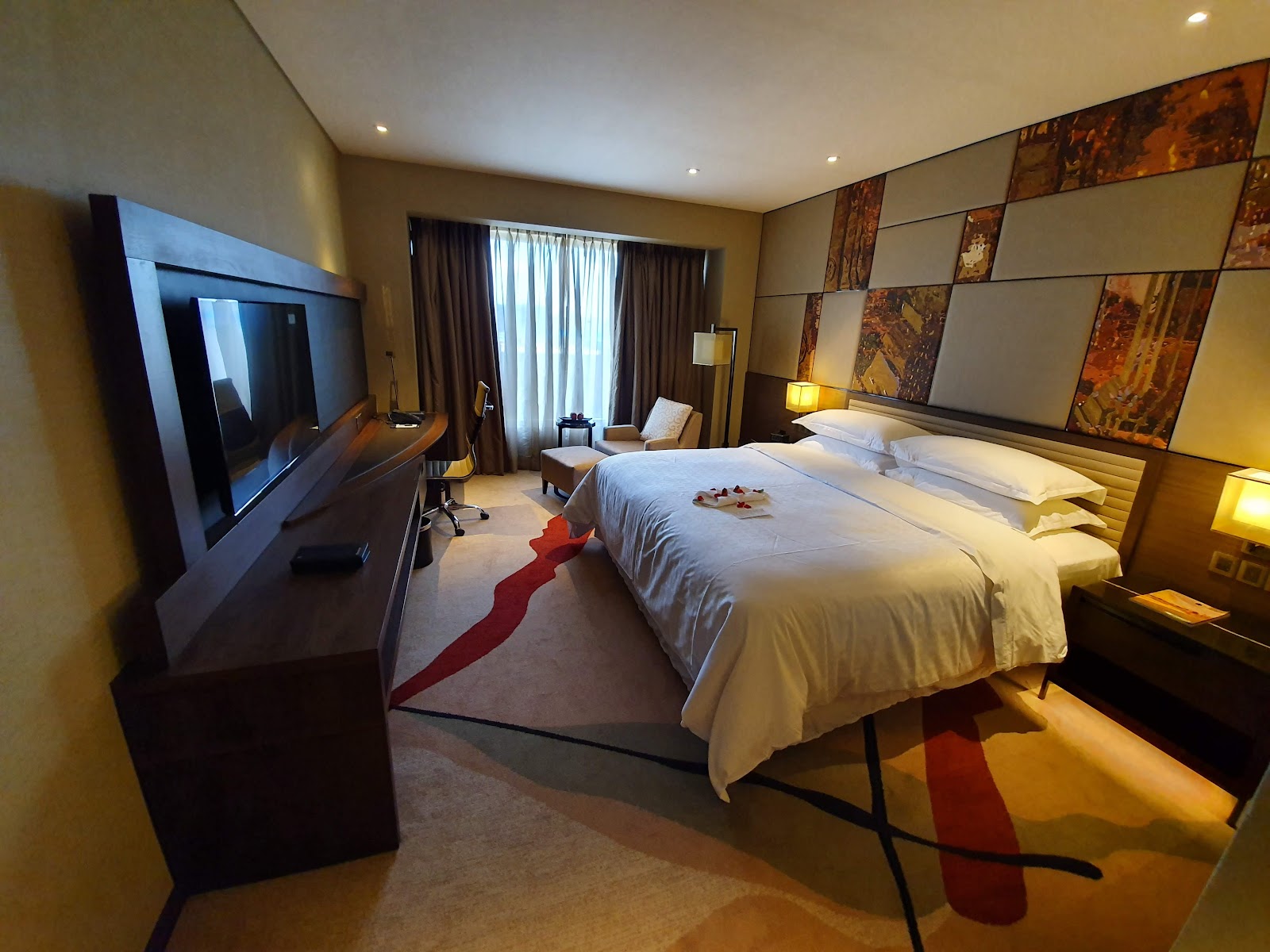 Sheraton Grand Bengaluru Whitefield Hotel & Convention Center, Bengaluru — photo 7
