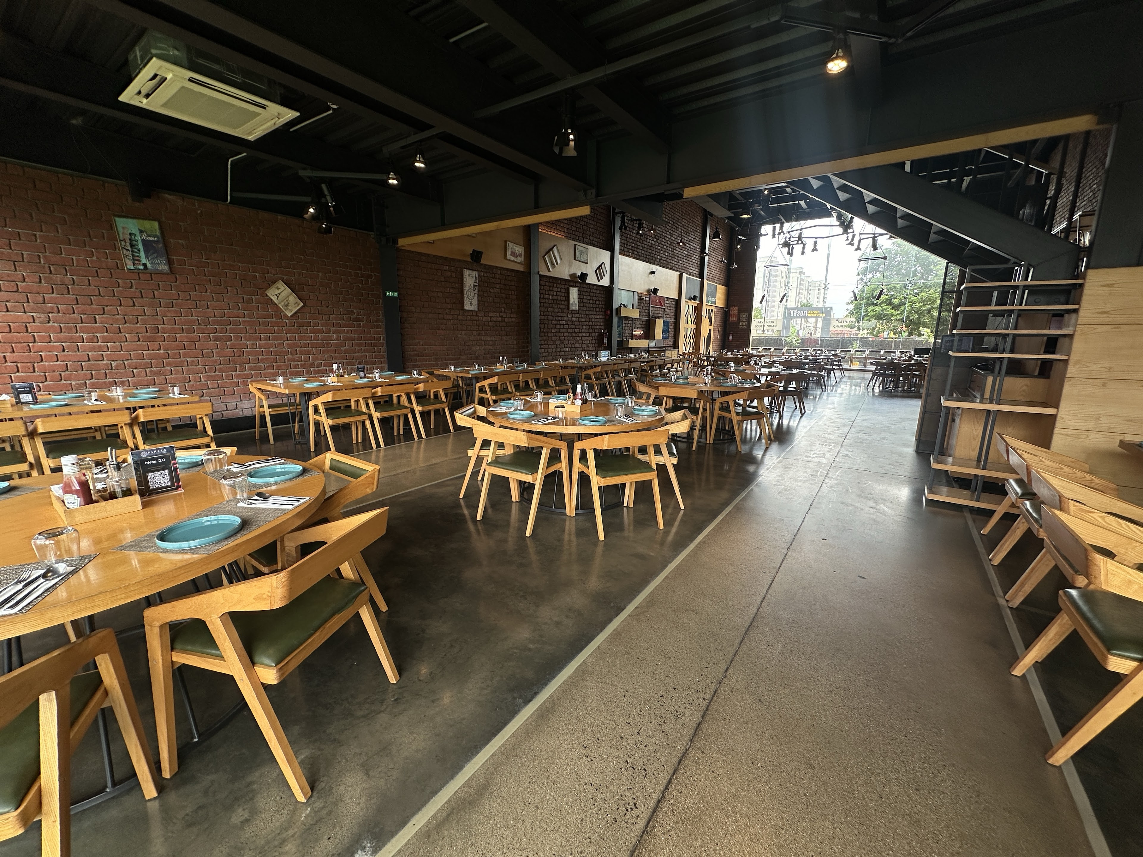 Saraza | Banquet Hall & Restaurant Rajkot, Rajkot — photo 2