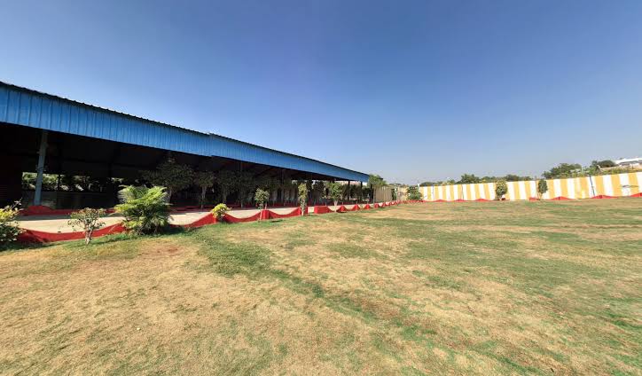 Triveni Gardens - AC & Non AC Function Hall, Suryapet — photo 9