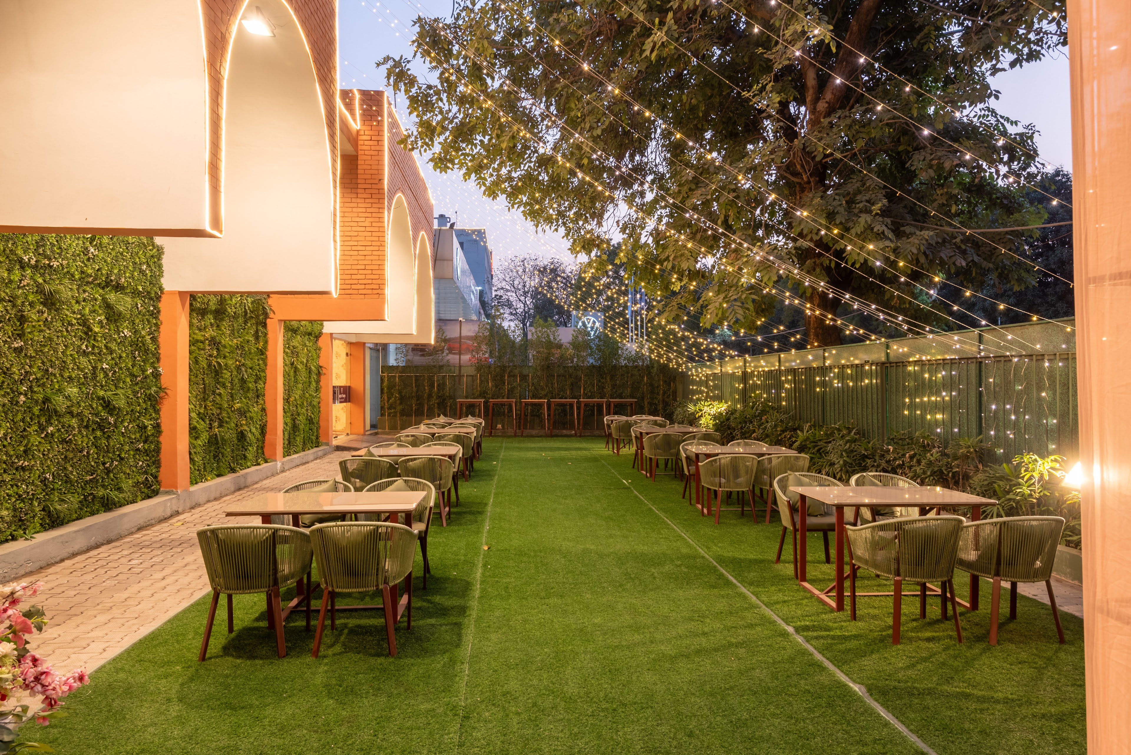 Purple Mango Banquet By Mango Grove Hotel, Chandigarh — photo 6