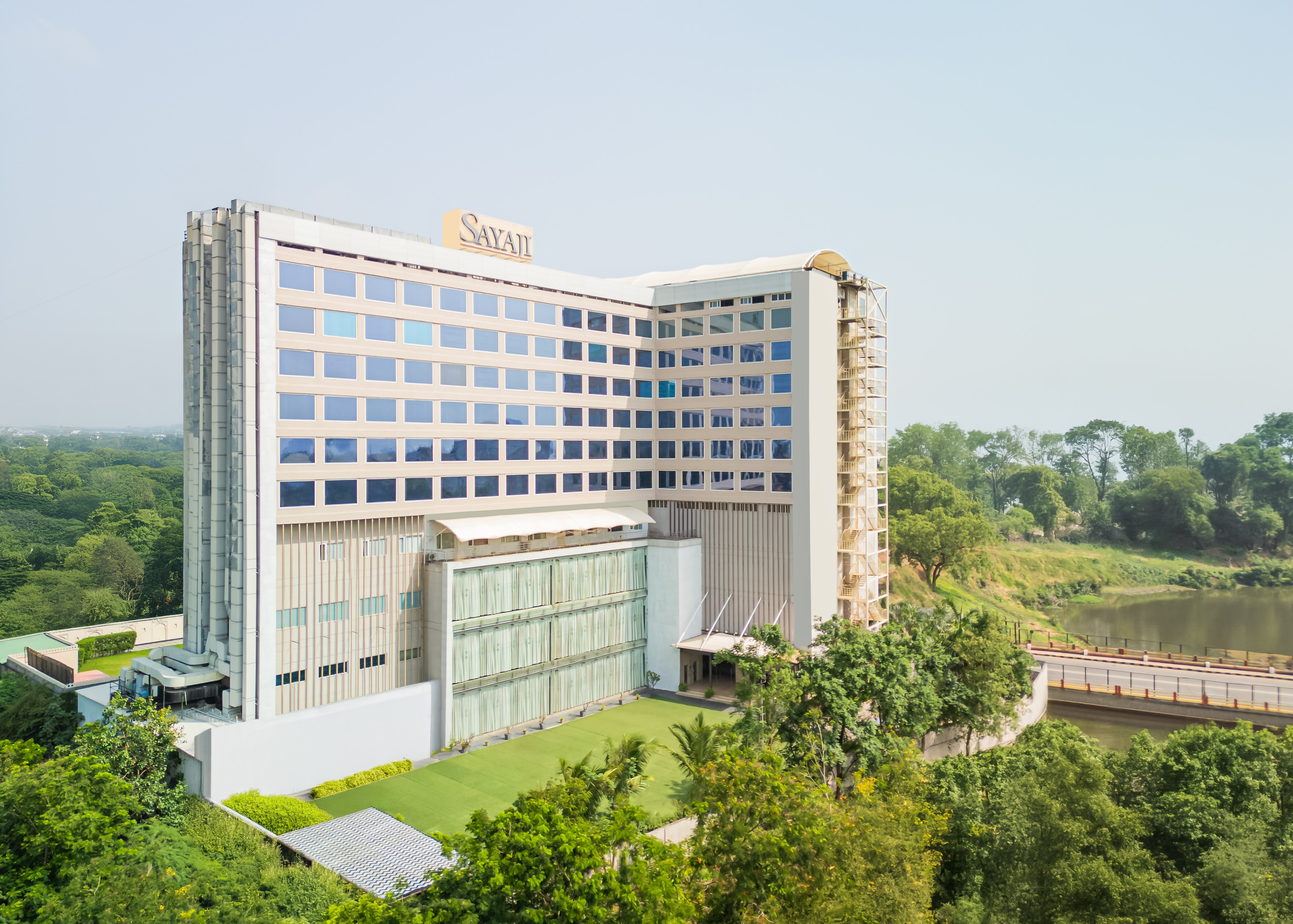 Sayaji Hotel Vadodara, Vadodara — photo 1