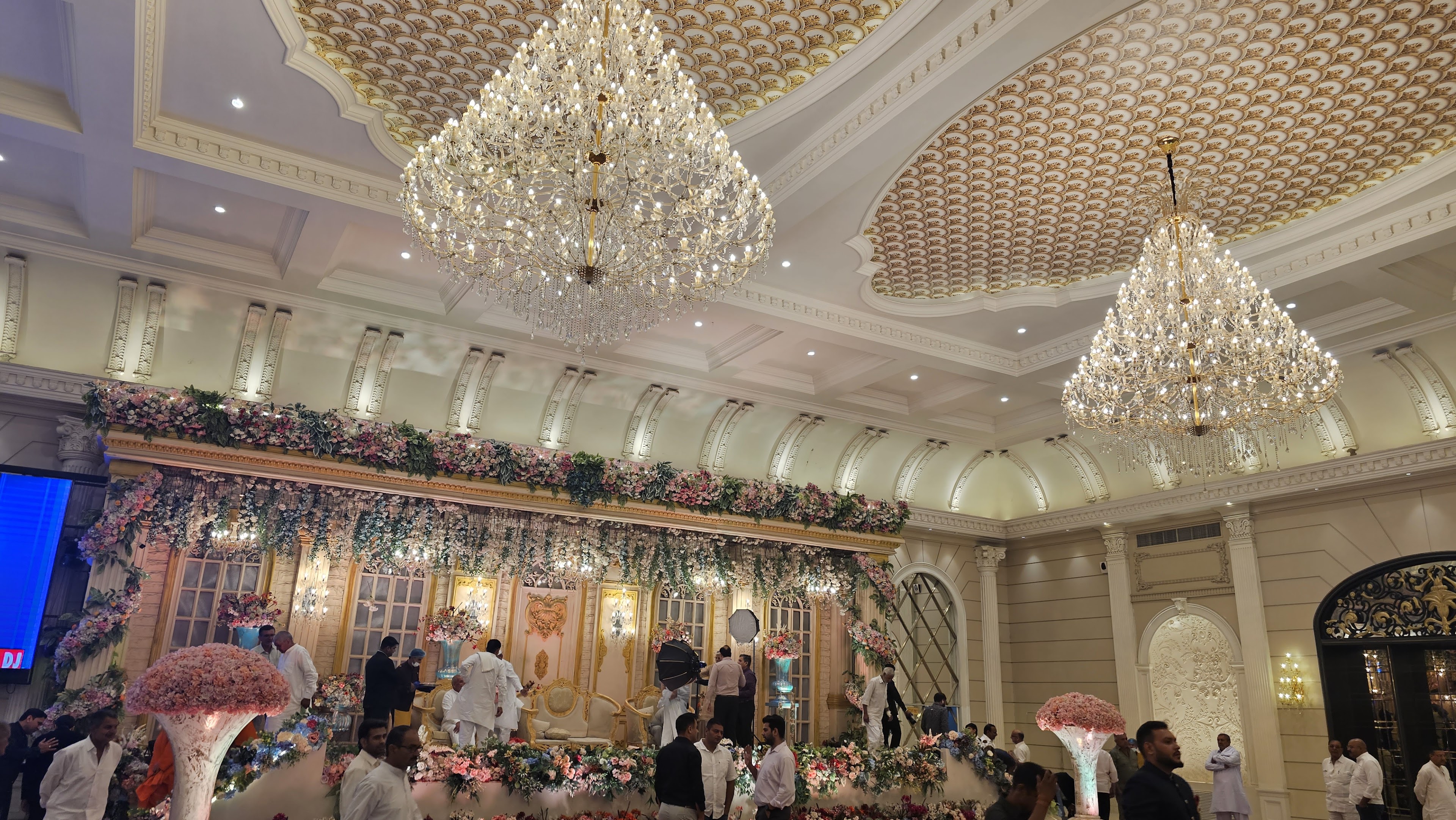 The Continental By Red Carpet, Ghaziabad — photo 1
