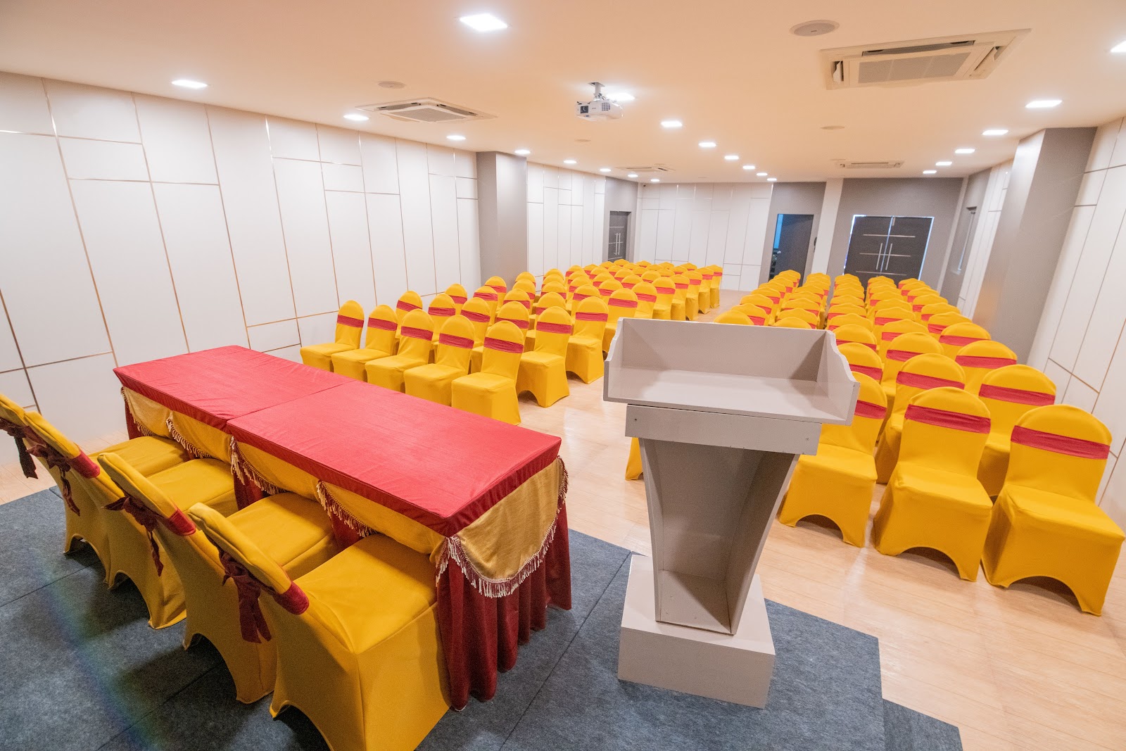 Summit Banquet Hall, Tiruchirappalli — photo 1