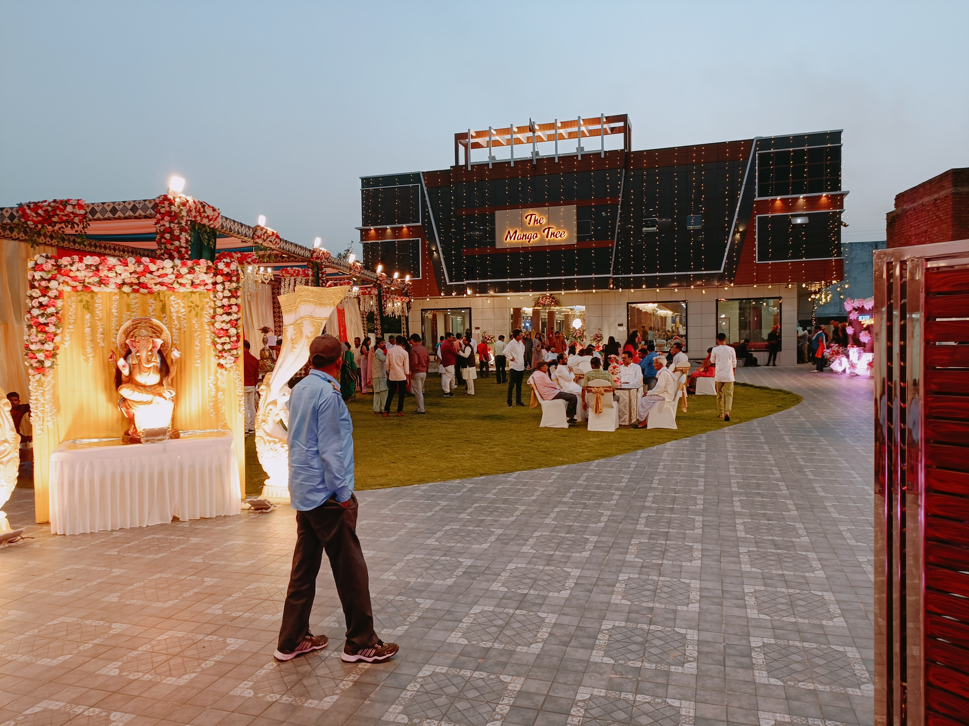 The Mango Tree Banquet hall, Kanpur — photo 7