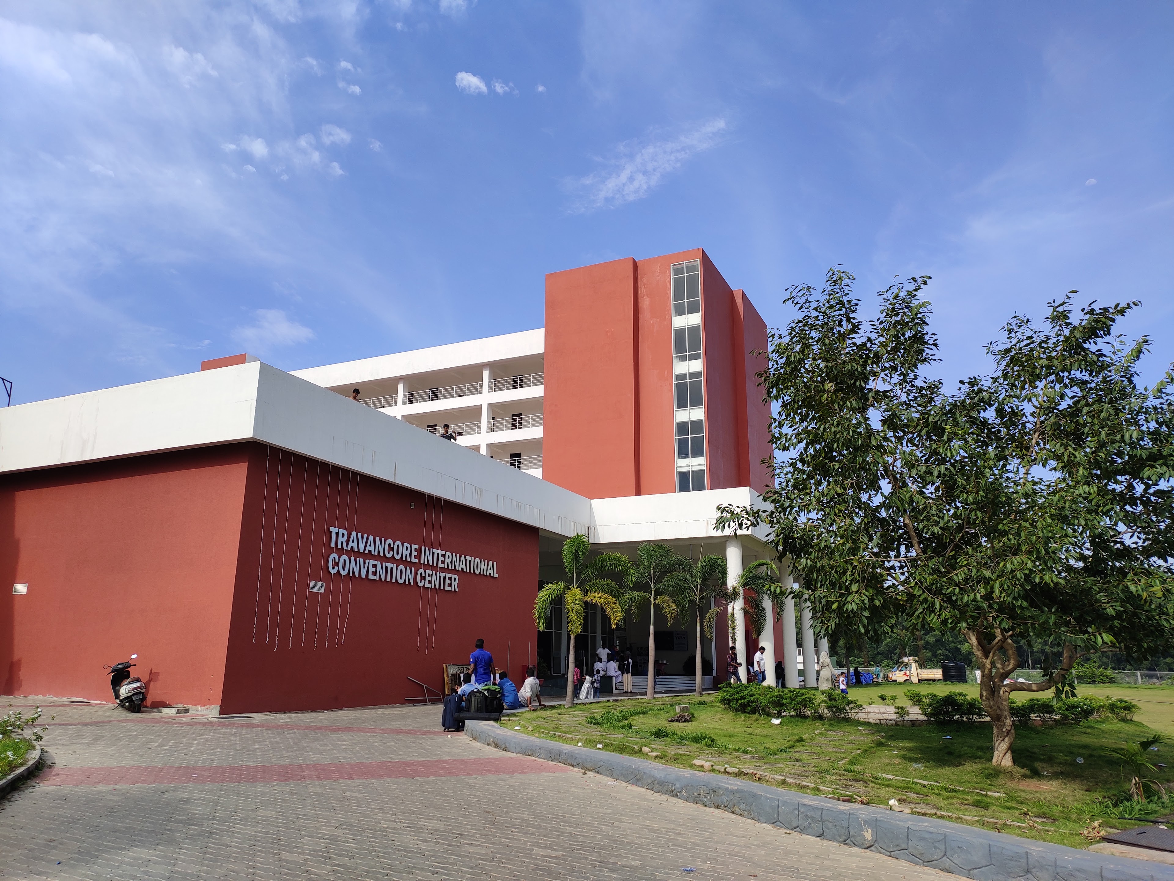 Nithya & Surya — Thiruvananthapuram 2