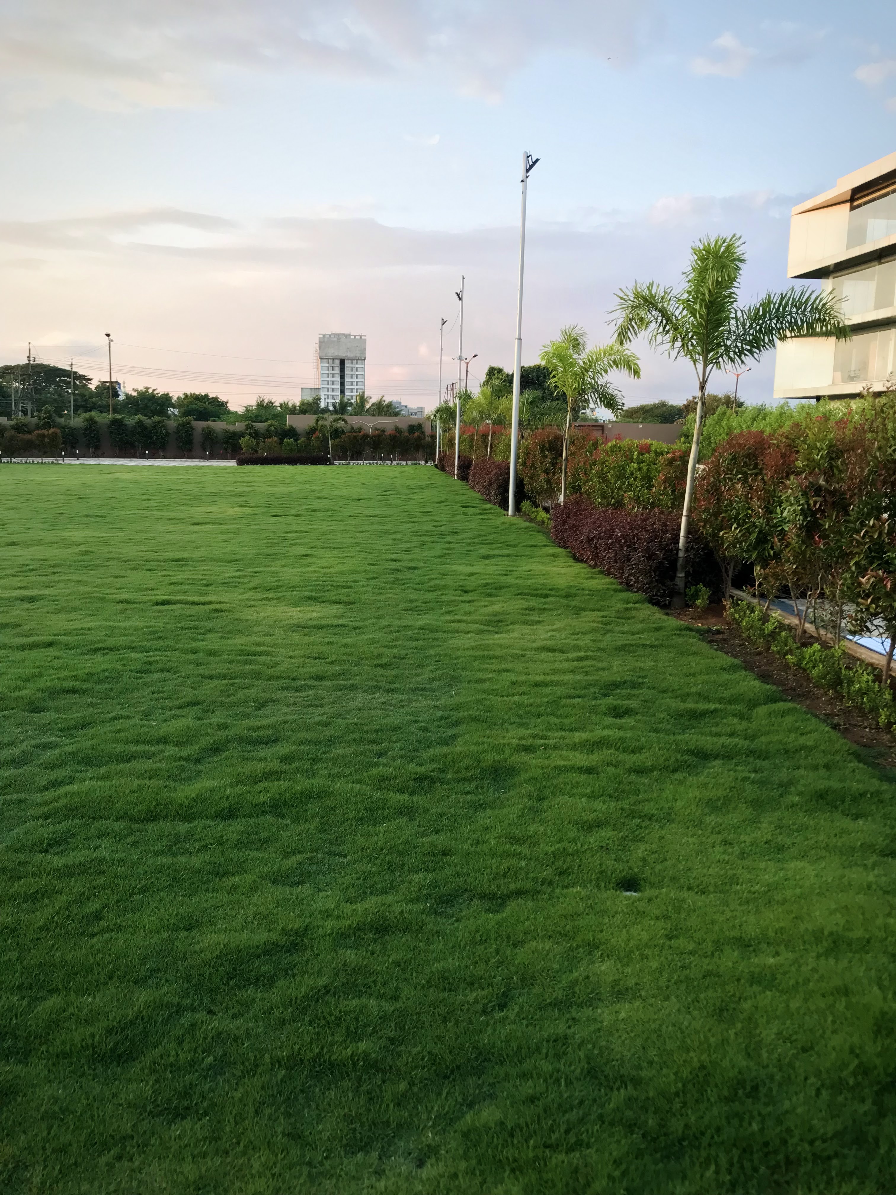 THE GRAND LAWNS, Hubballi — photo 2