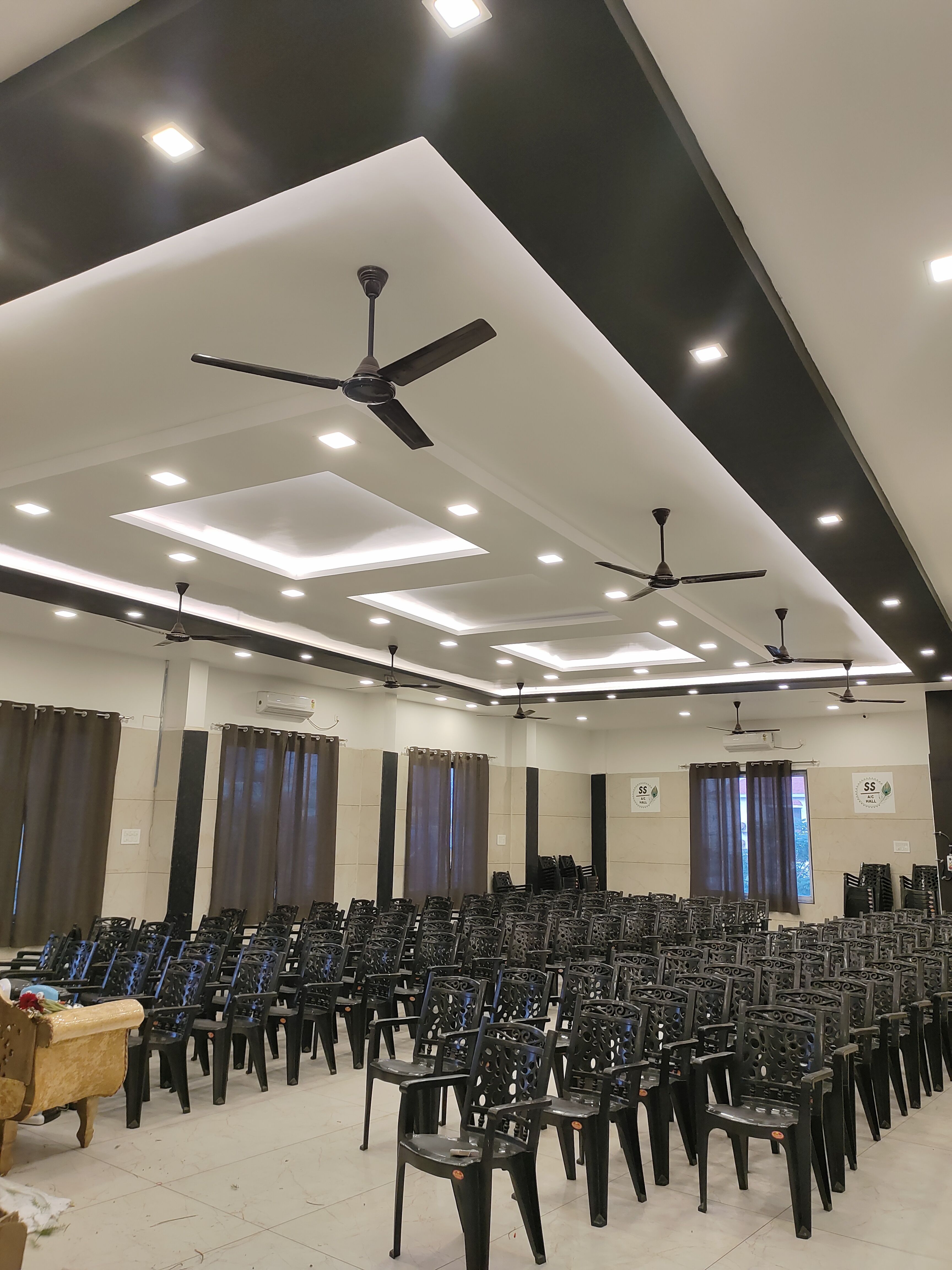 SS GRAND A/C HALL, Pollachi — photo 9