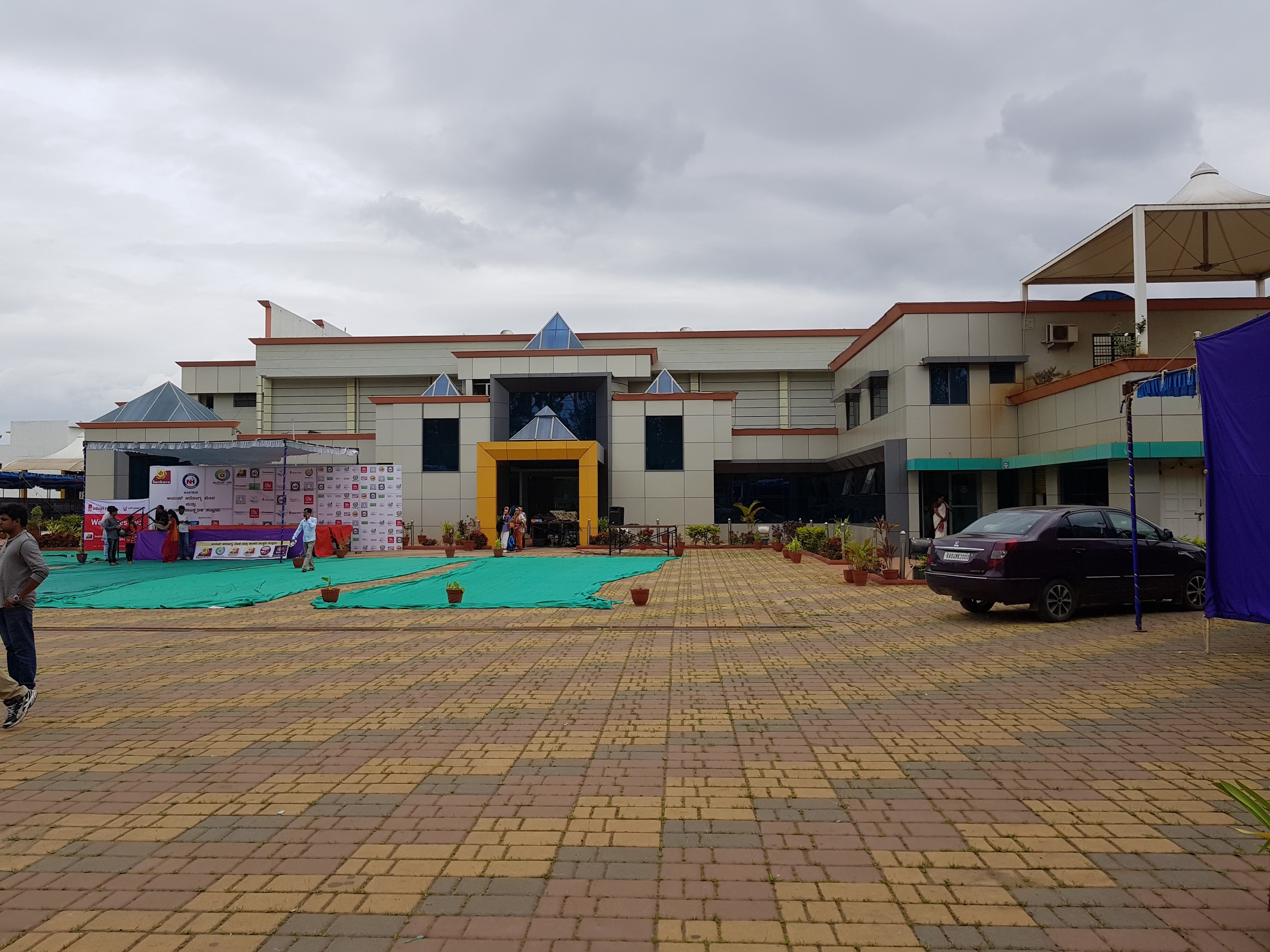 Trishul Kala Bhavan, Davangere — photo 7