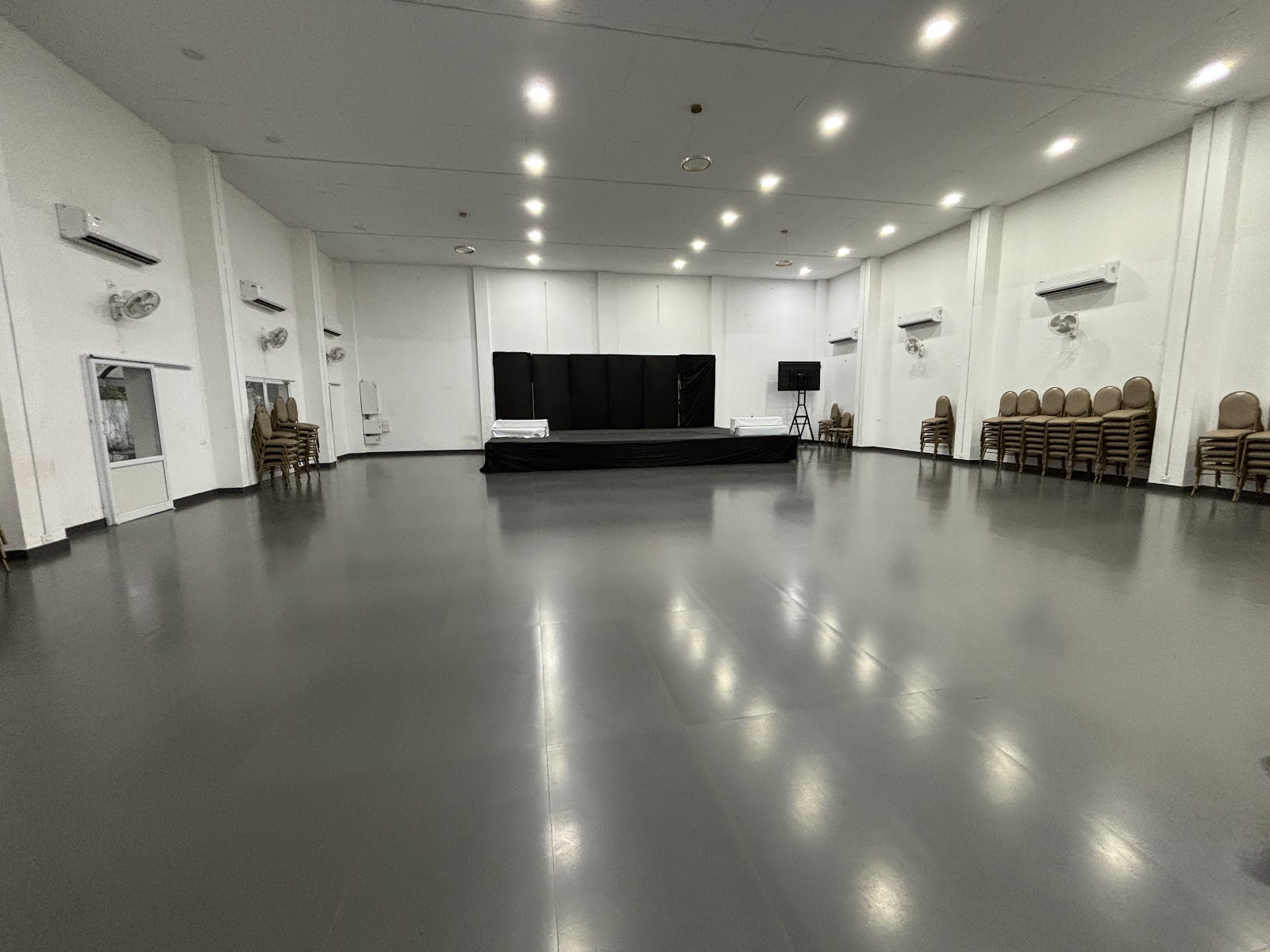 JAJIS Q CAFE EVENT HALL, Kollam — photo 6
