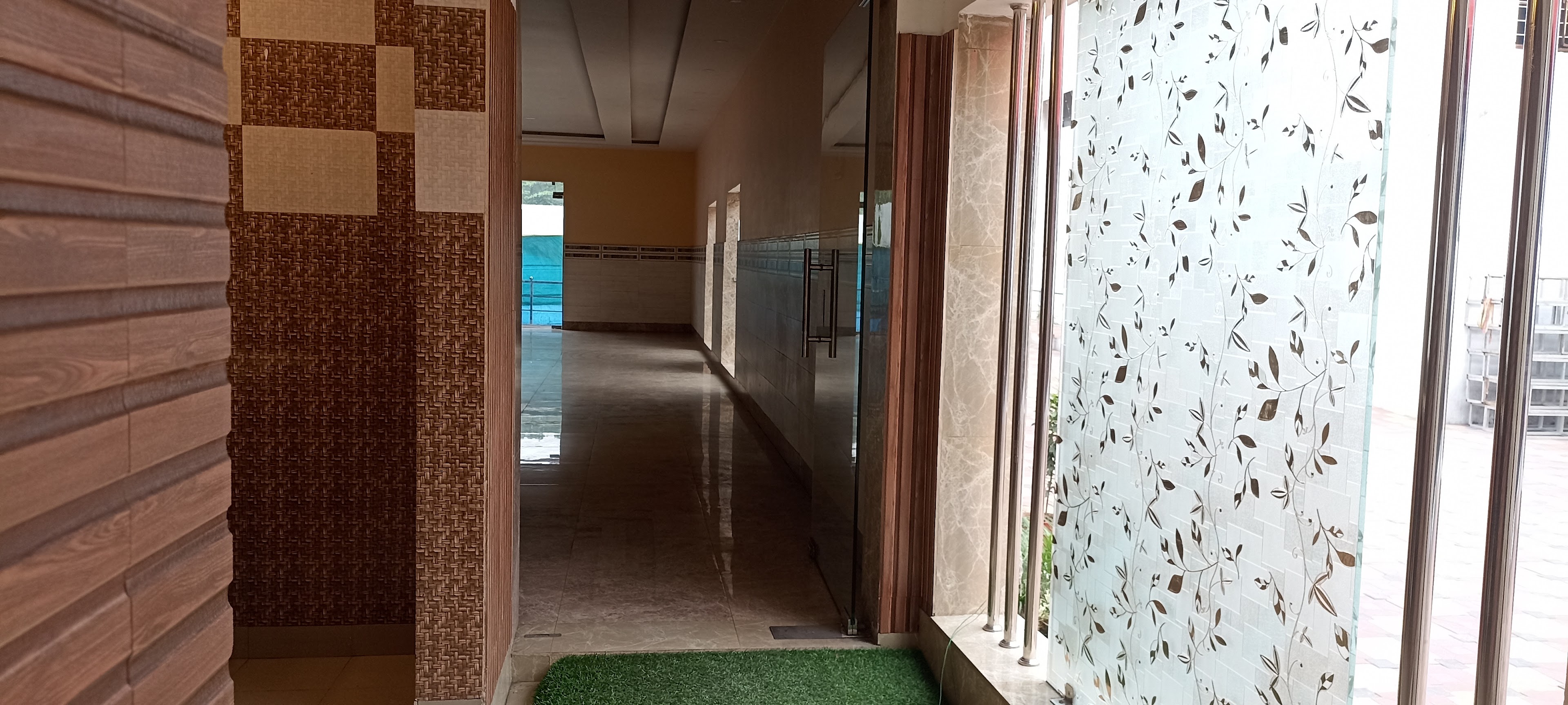The Orchid Banquet, Durgapur — photo 7
