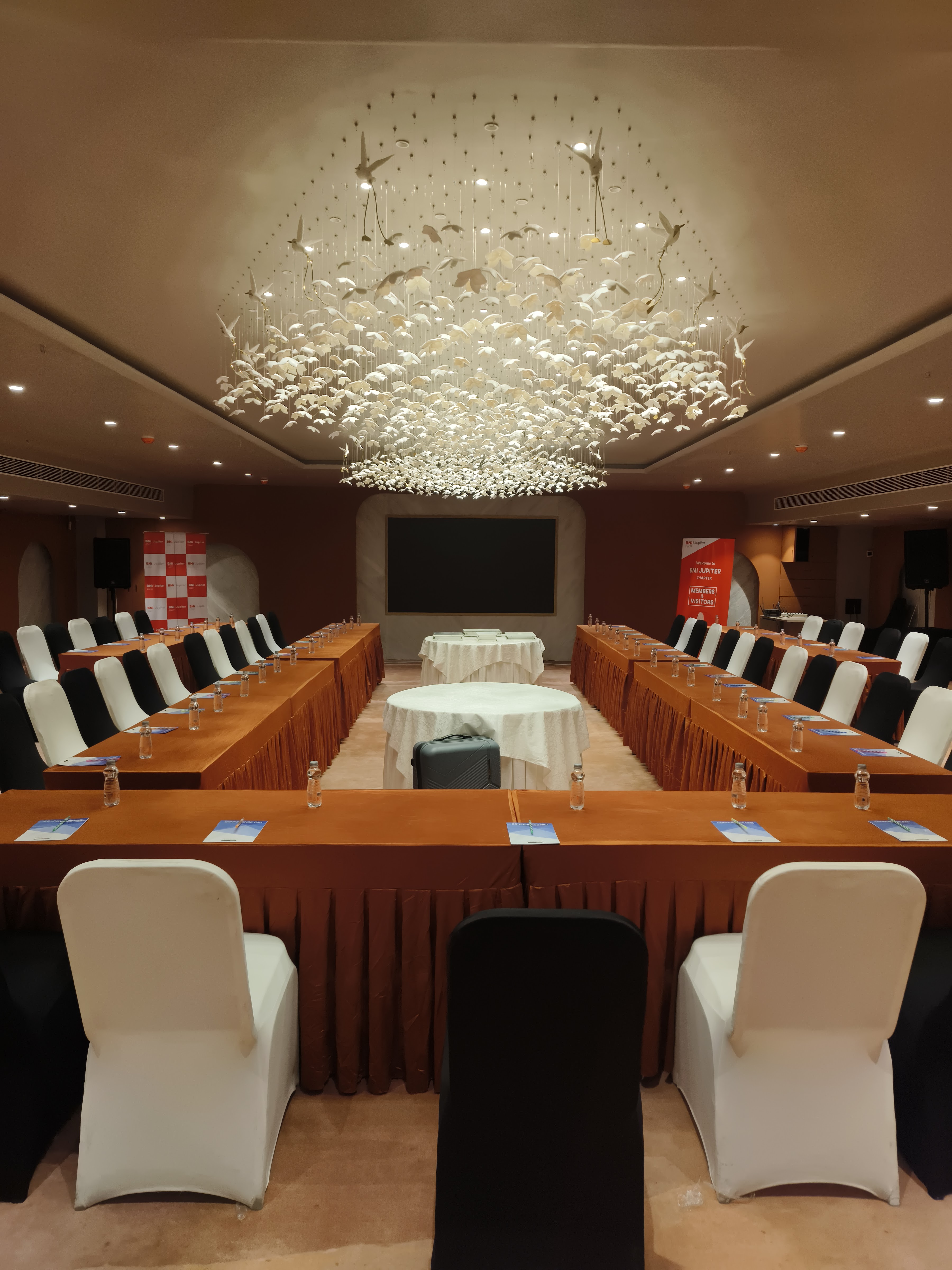 Banquetoria, Surat — photo 3
