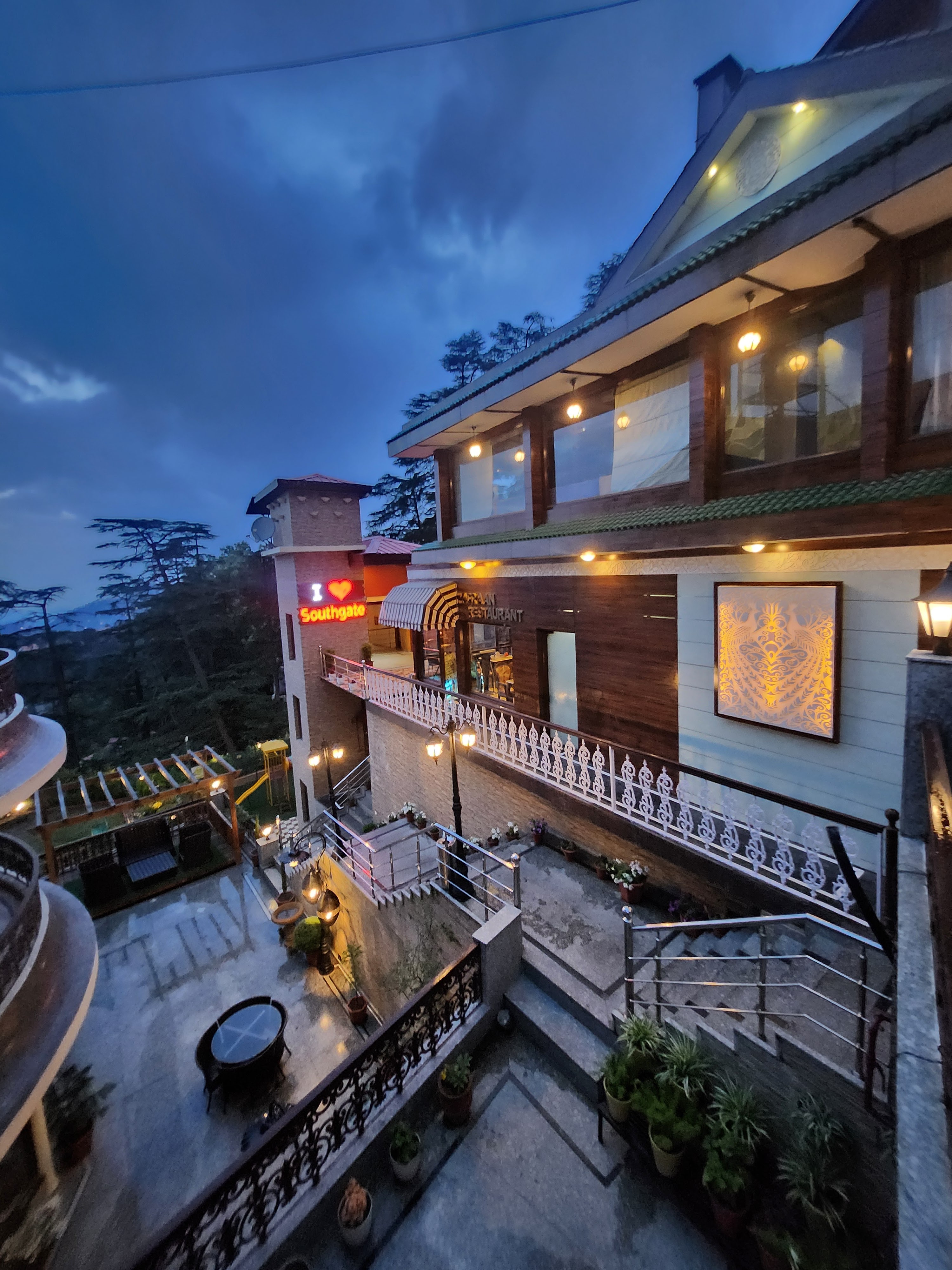 Hotel Southgate Shimla /Zafraan, Shimla — photo 1