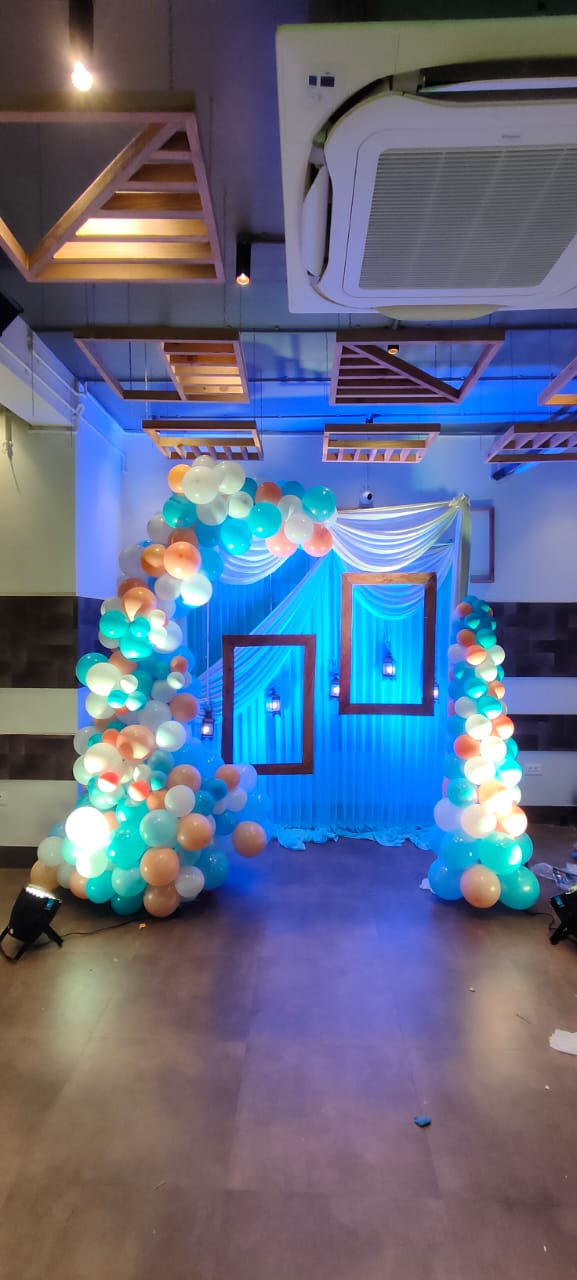 Mayas The Lounge, Howrah — photo 3