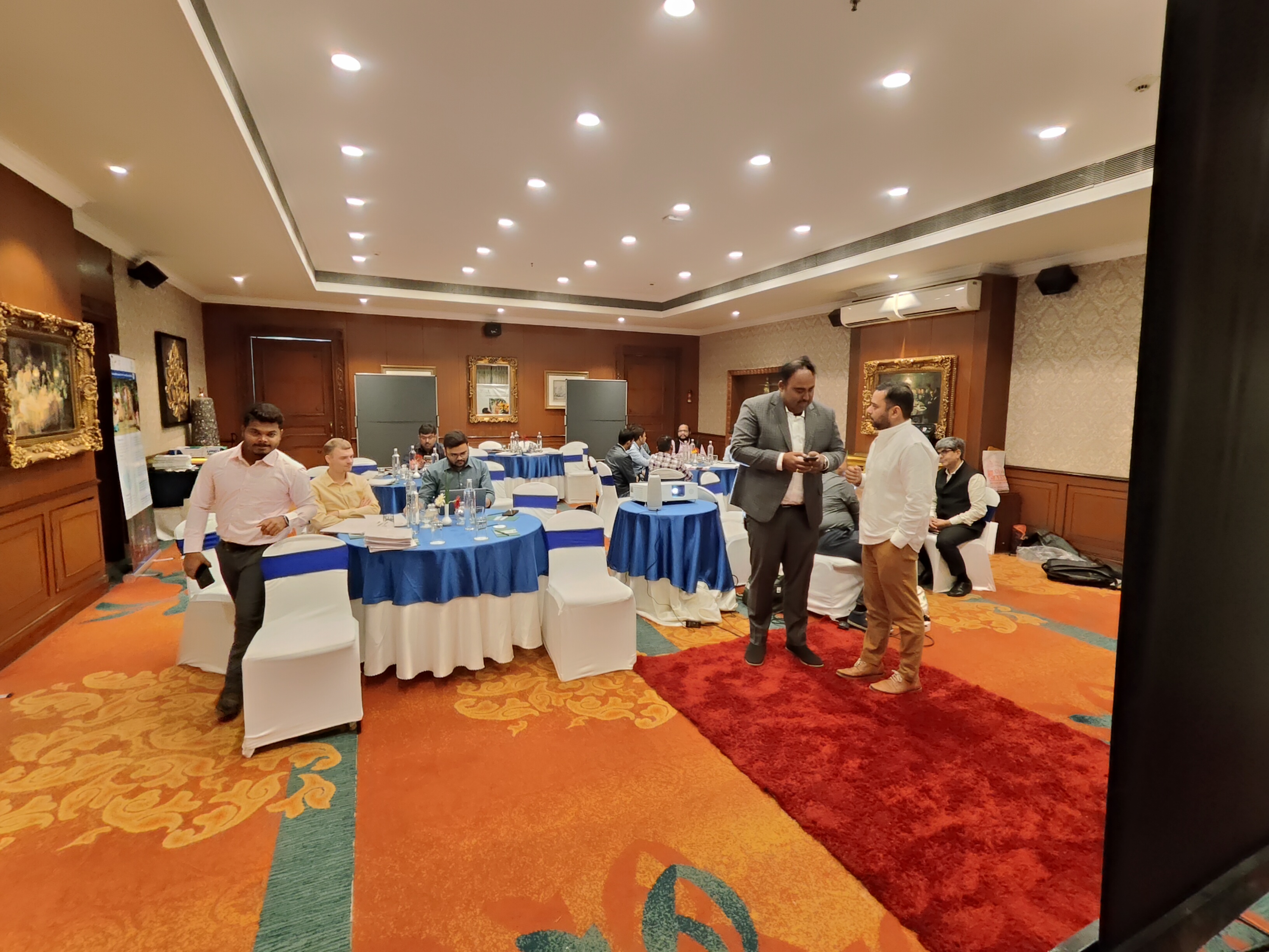Lavender conference hall, Bhubaneswar — photo 1