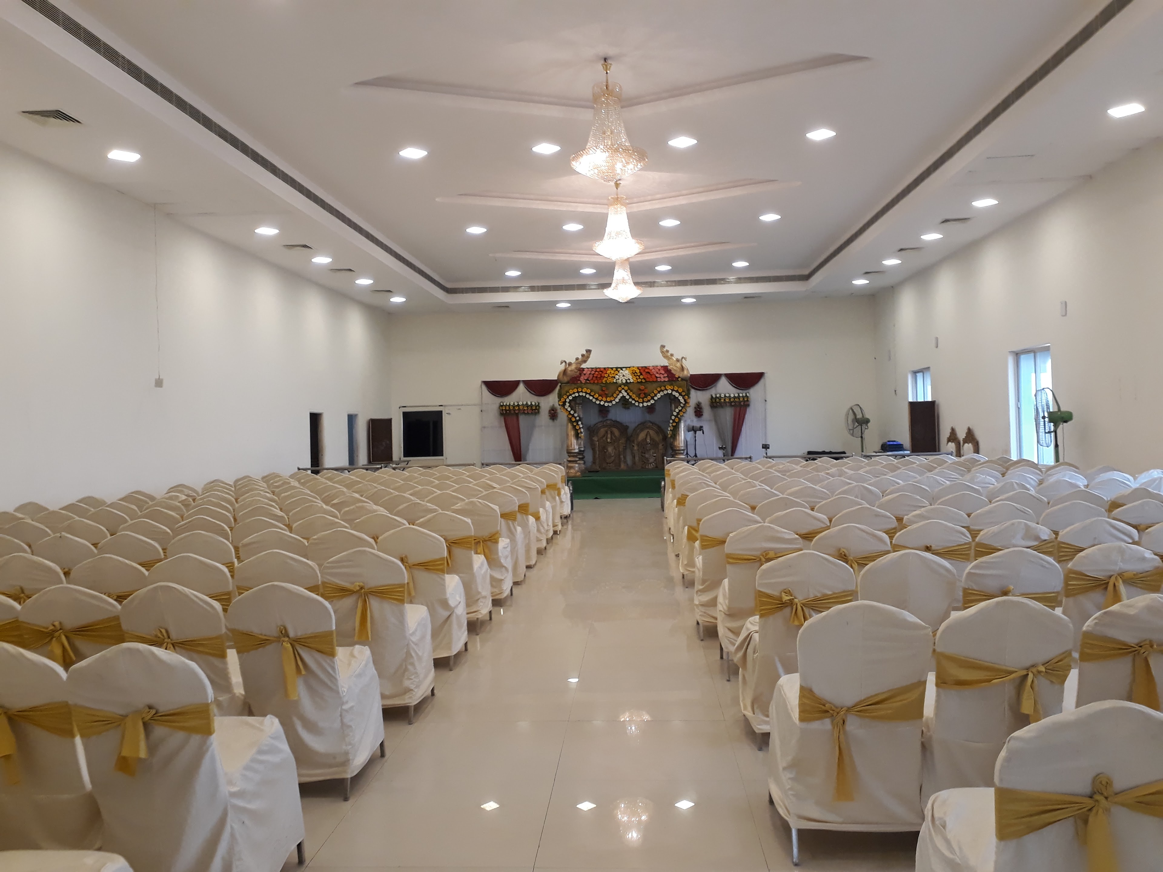 Bhyri Anjaiah Non-A/c & Bhyri BalaLakshmi A/c Function Halls, Siddipet — photo 3