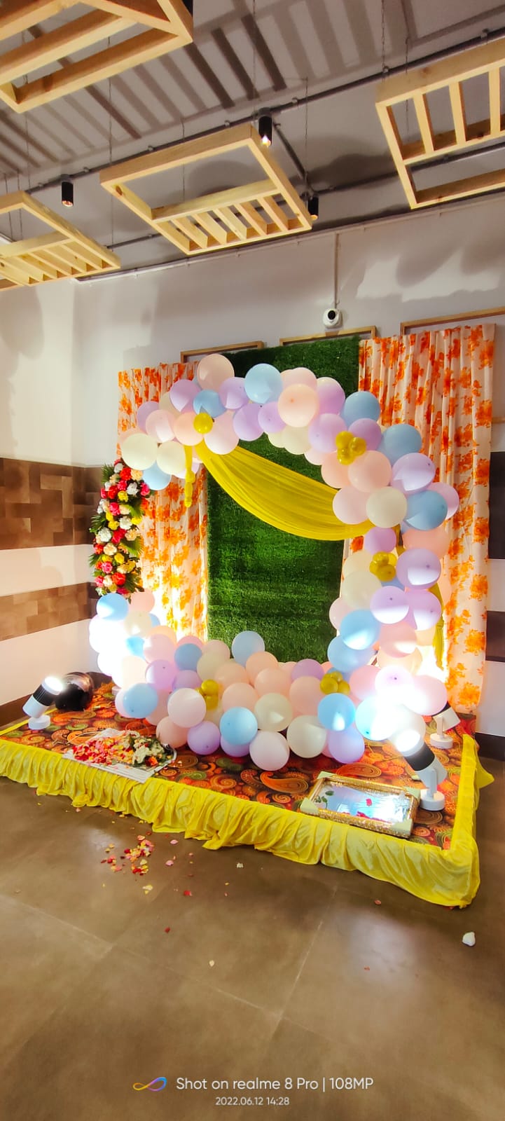 Mayas The Lounge, Howrah — photo 10