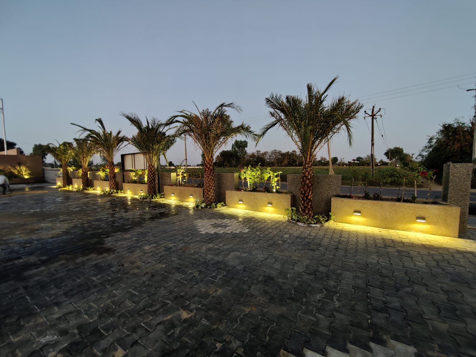 Divine Green Party Plot, Gandhinagar — photo 9