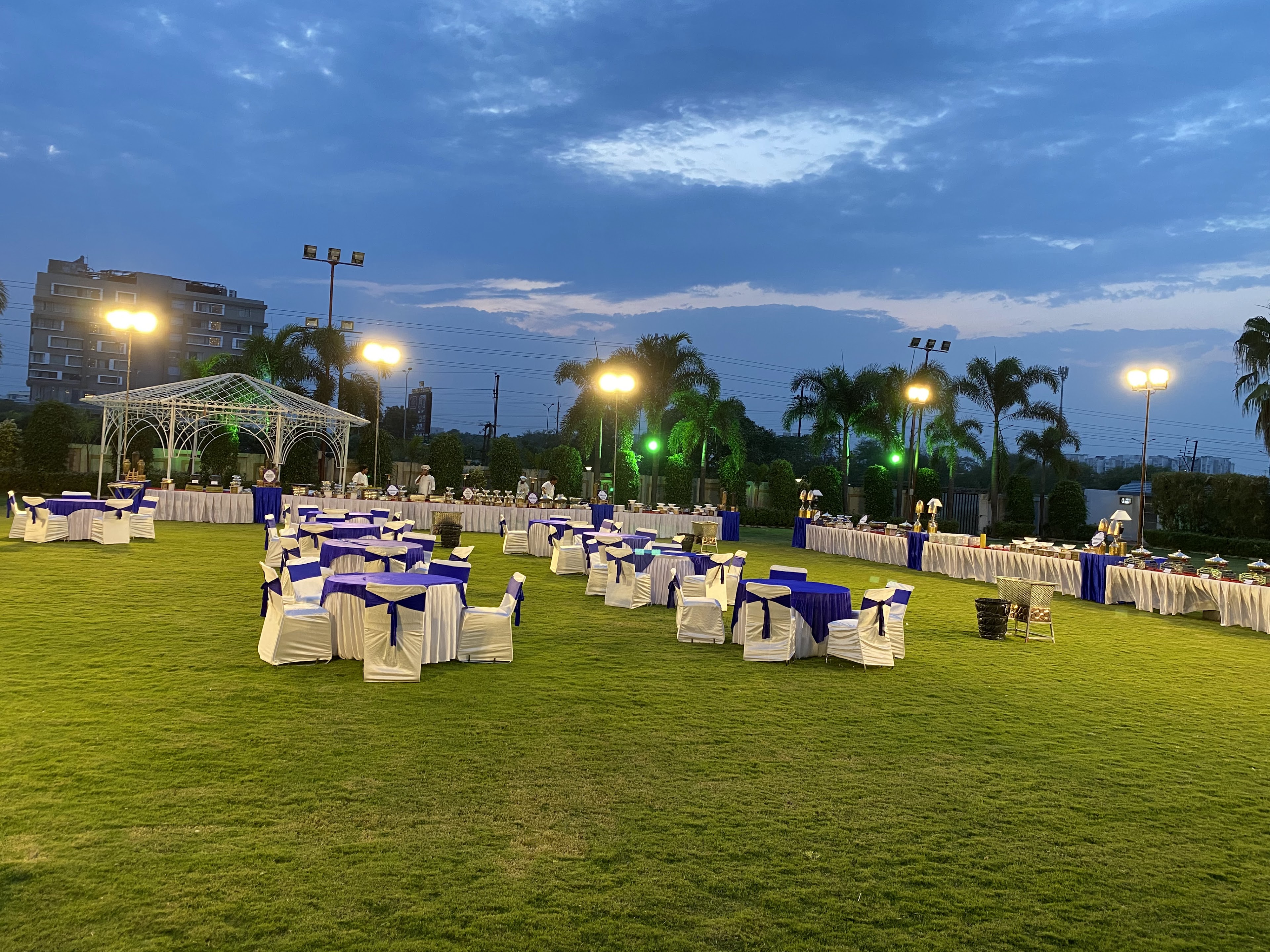 Royal Orchid Resort & Banquet Hall, Indore — photo 2