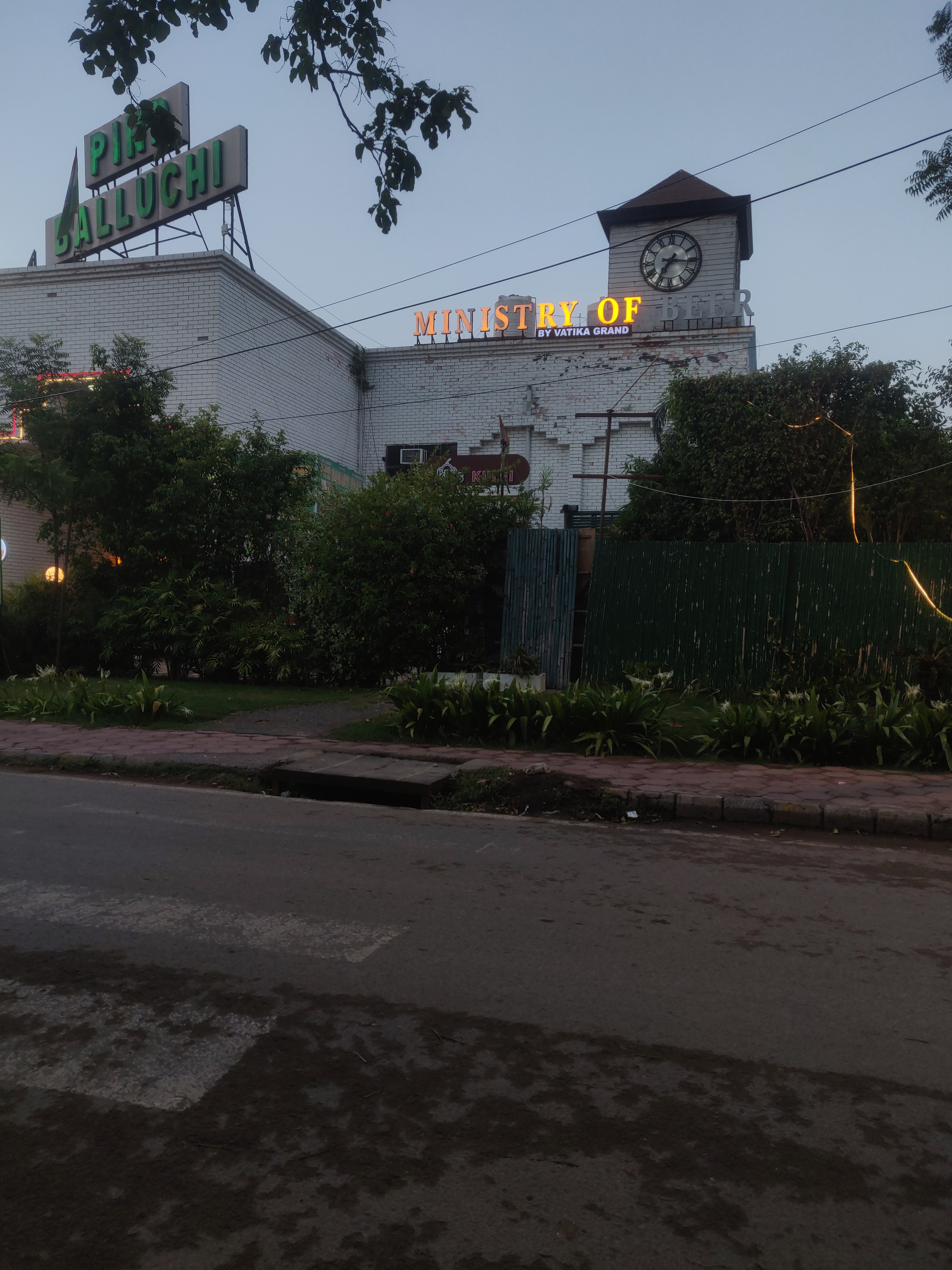 Vatika Grand, Gurgaon — photo 10