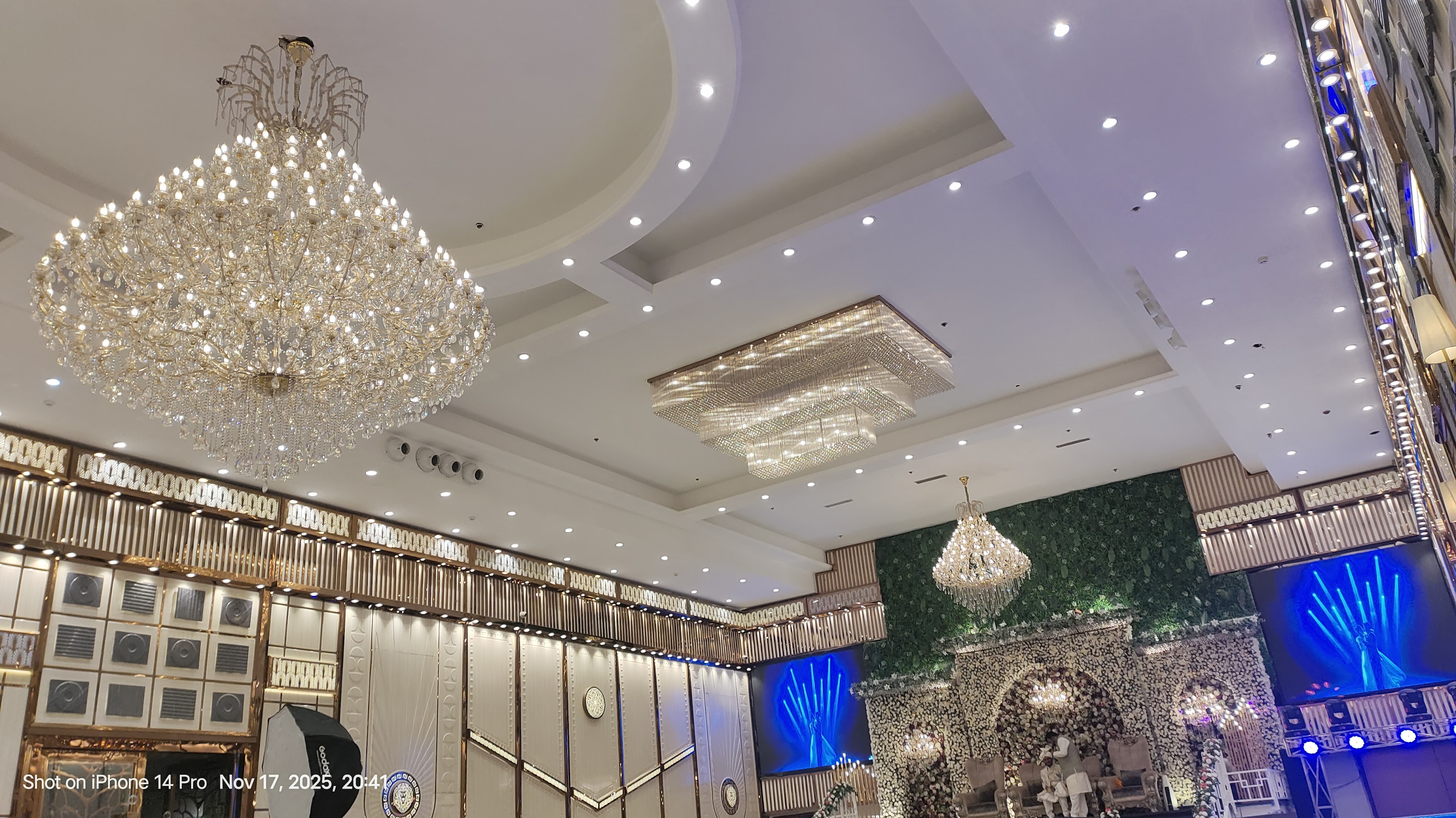 The Colossal Banquet, Faridabad — photo 1
