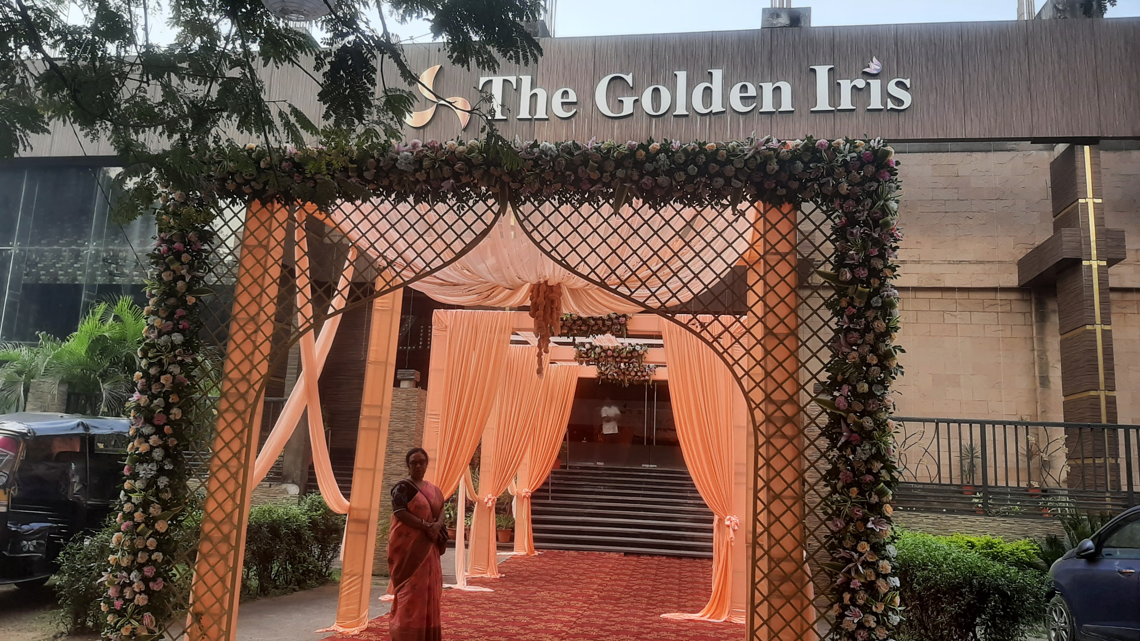The Golden Iris, Jamshedpur — photo 6