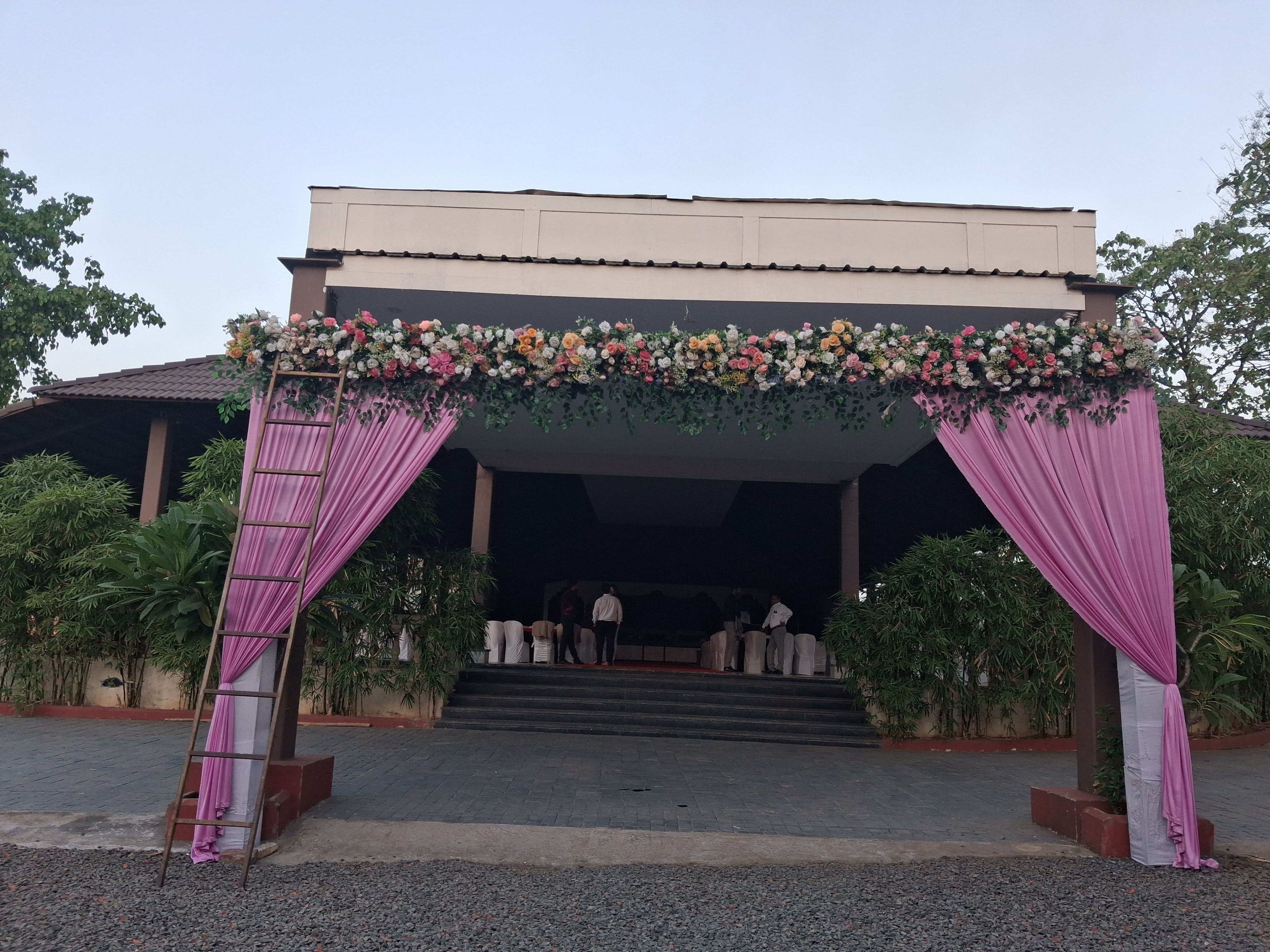 Lotus Banquets & Lawns, Kolhapur — photo 3