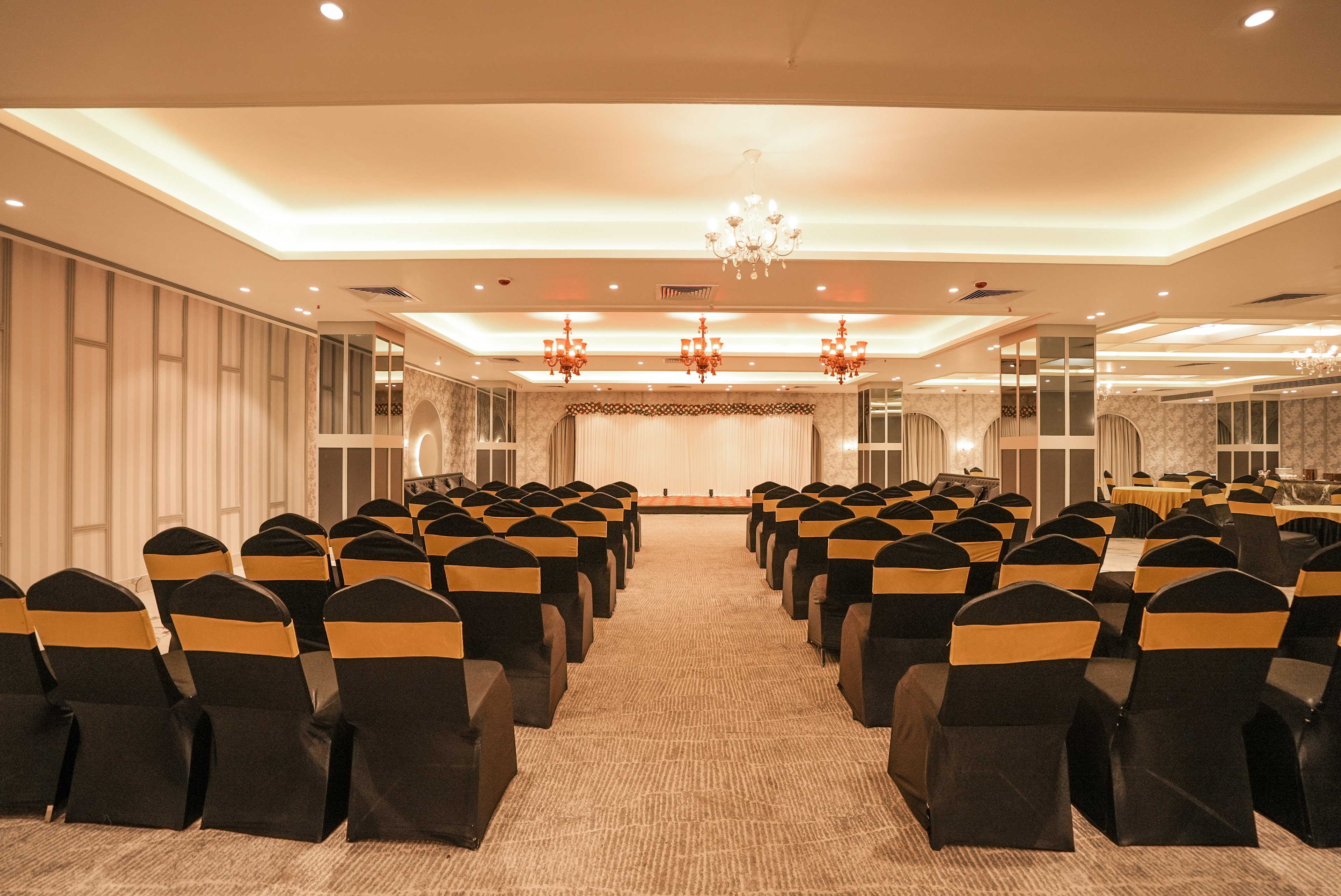 Fortune Regalé Banquets, Nagpur — photo 1