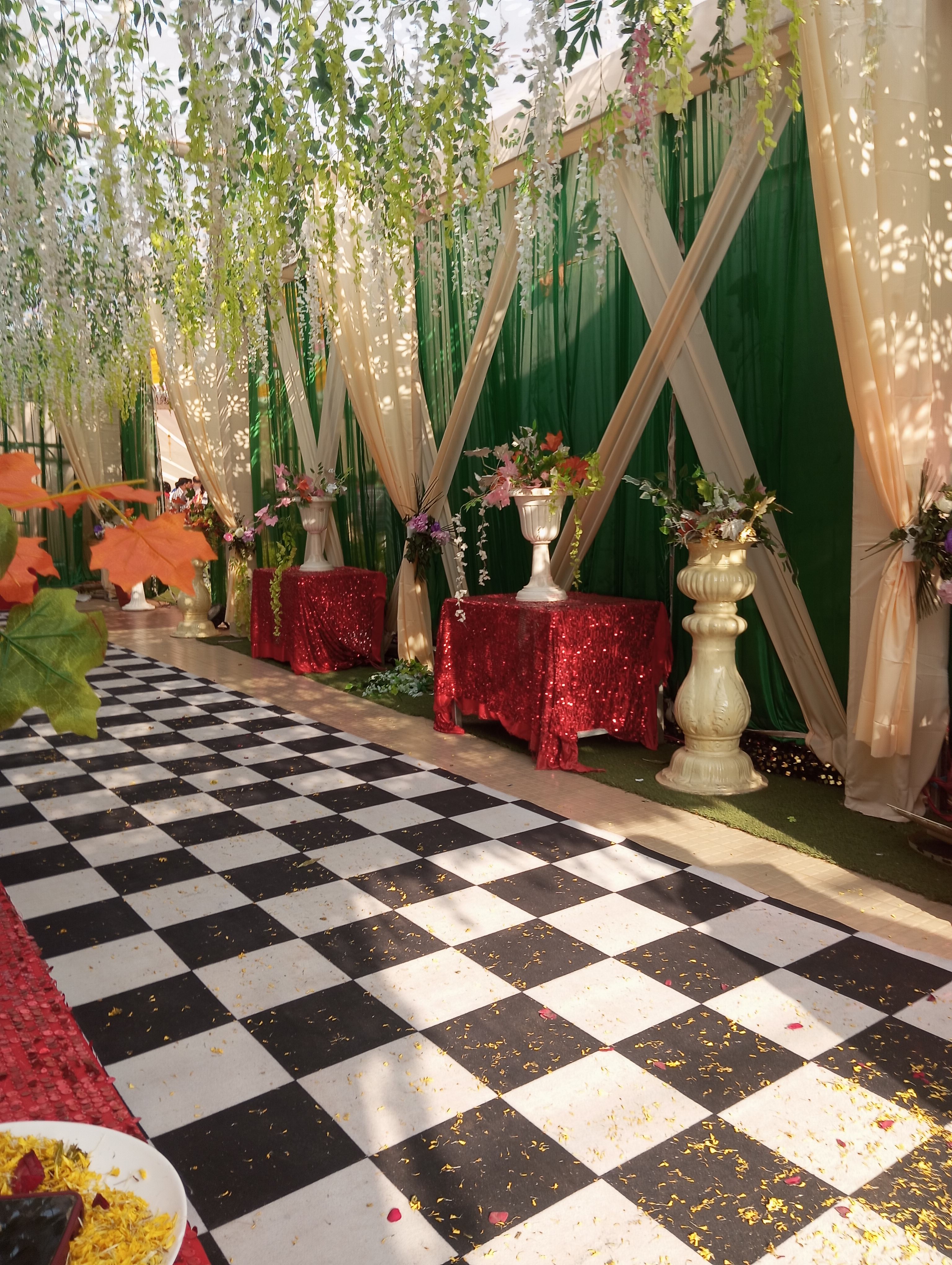 RJ Lawns - Marriage Mandap & Banquet Hall, Bhubaneswar — photo 7