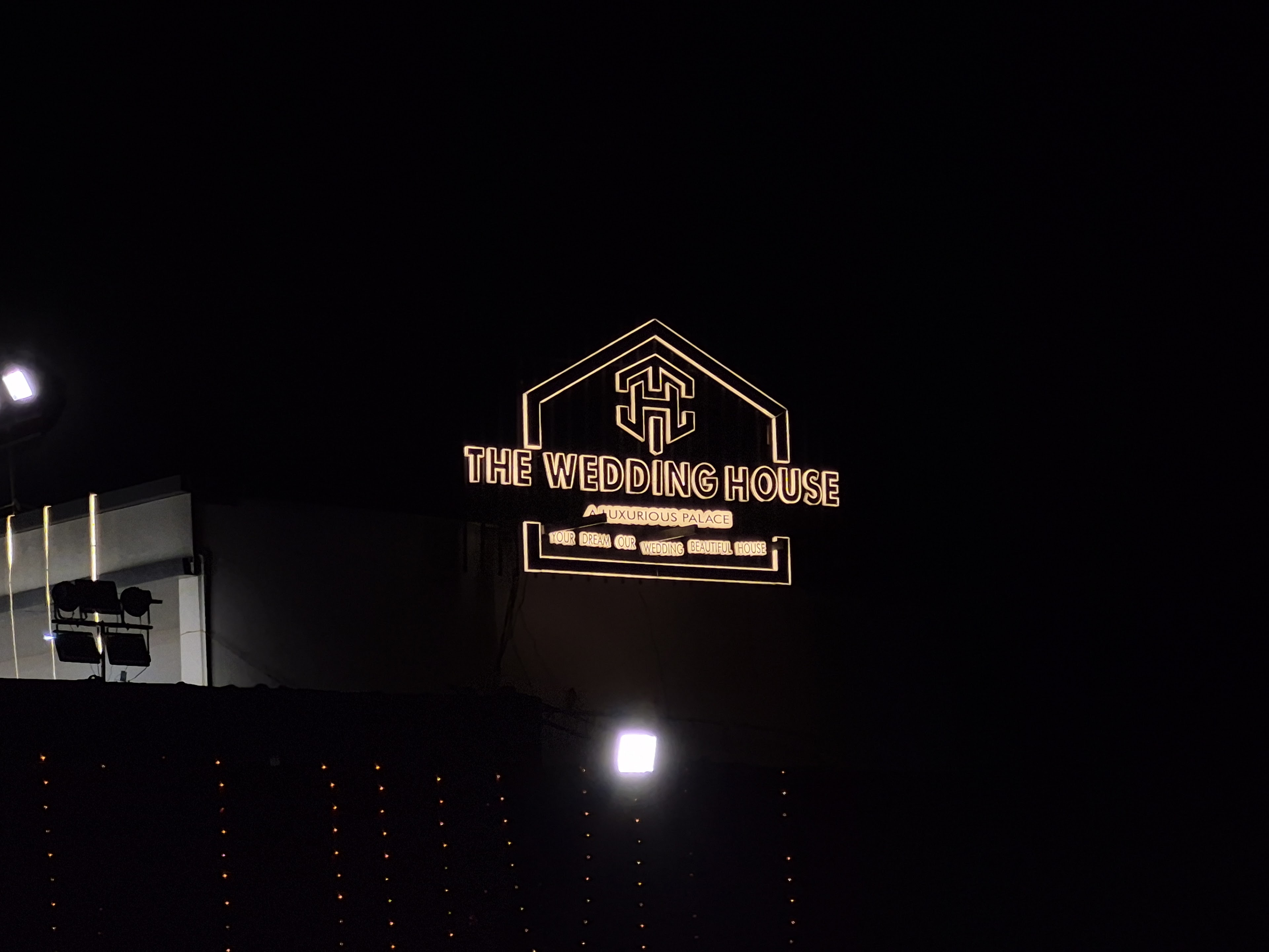 The Wedding House, Varanasi — photo 7