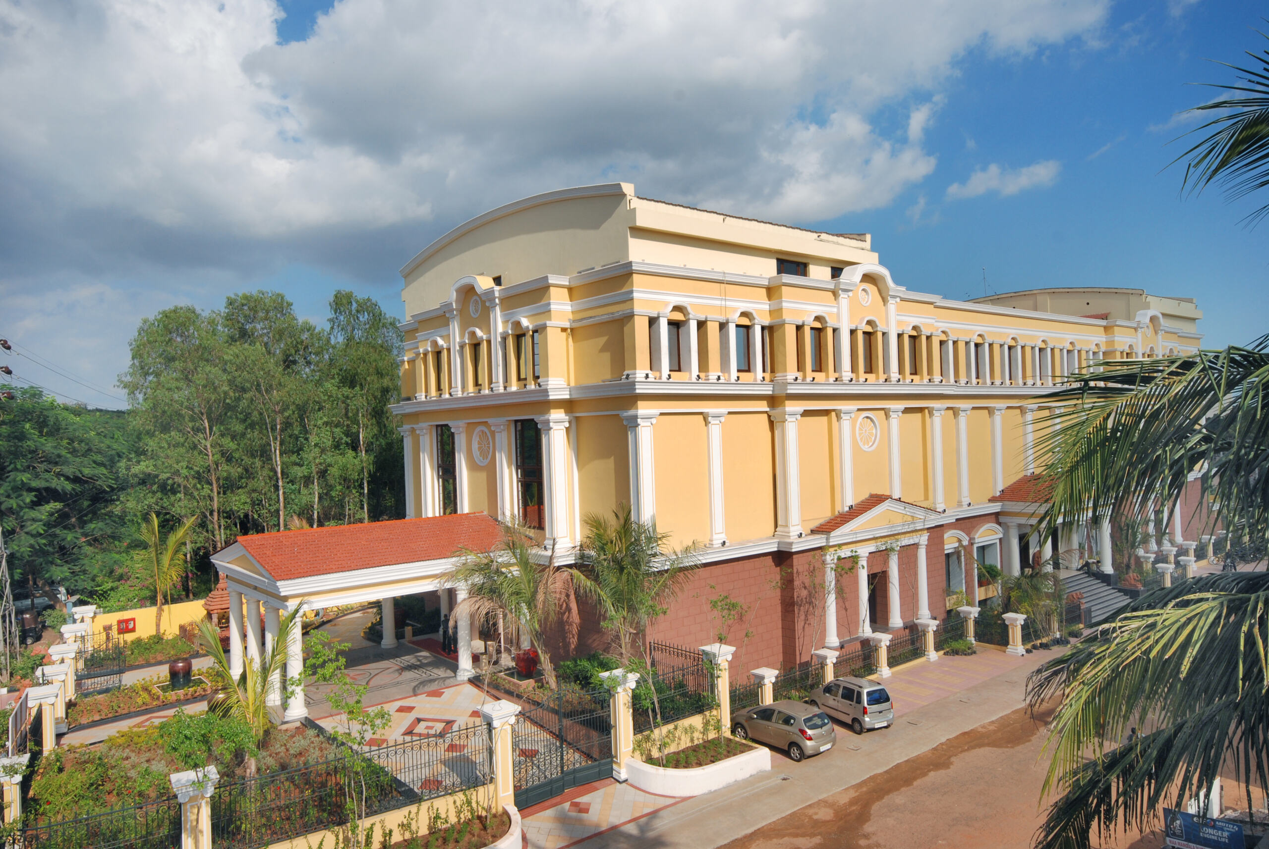 MAYFAIR Convention, Bhubaneswar, Bhubaneswar — photo 1