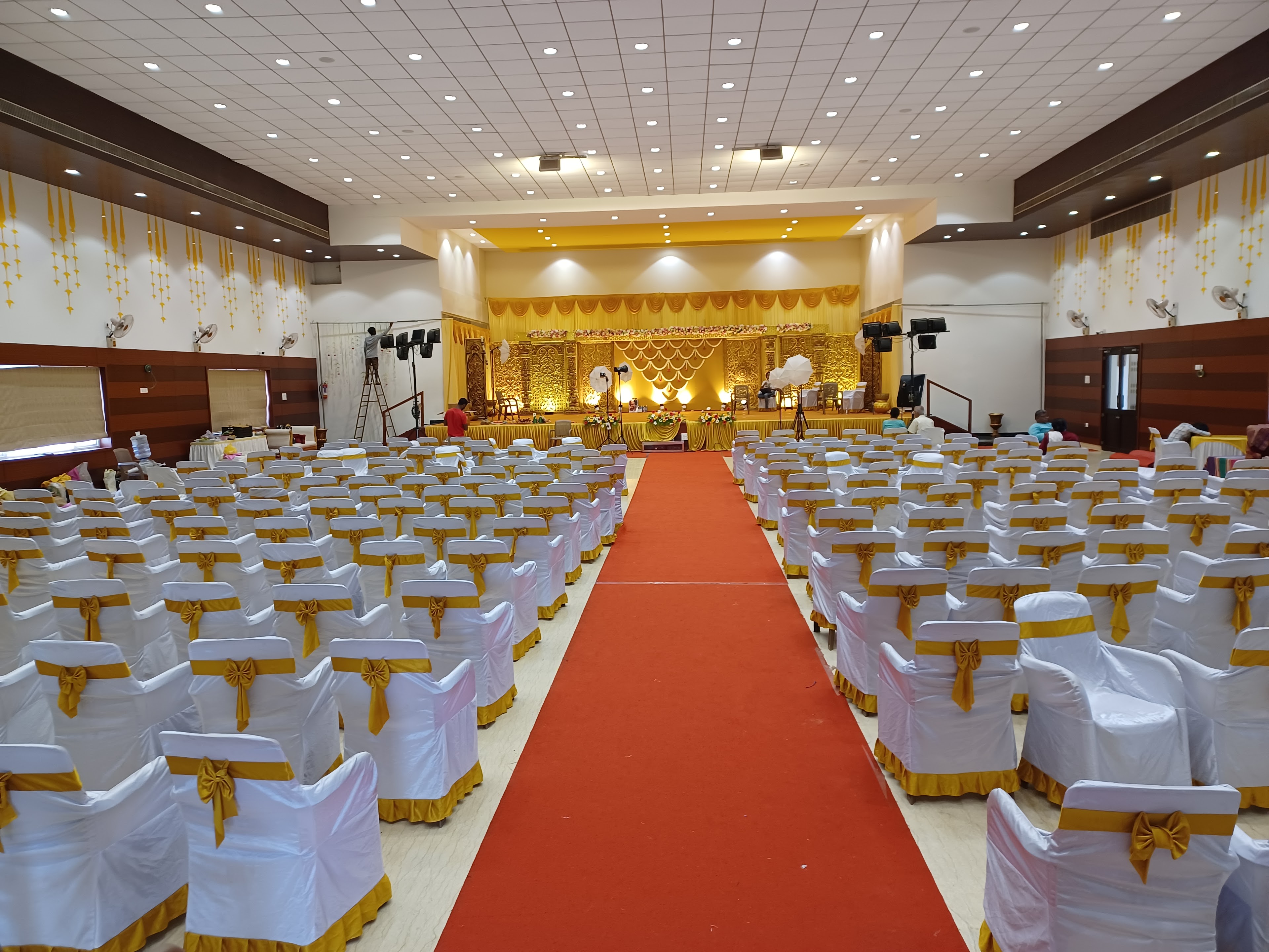 Aishwarya & Karthik · Traditional wedding in Coimbatore