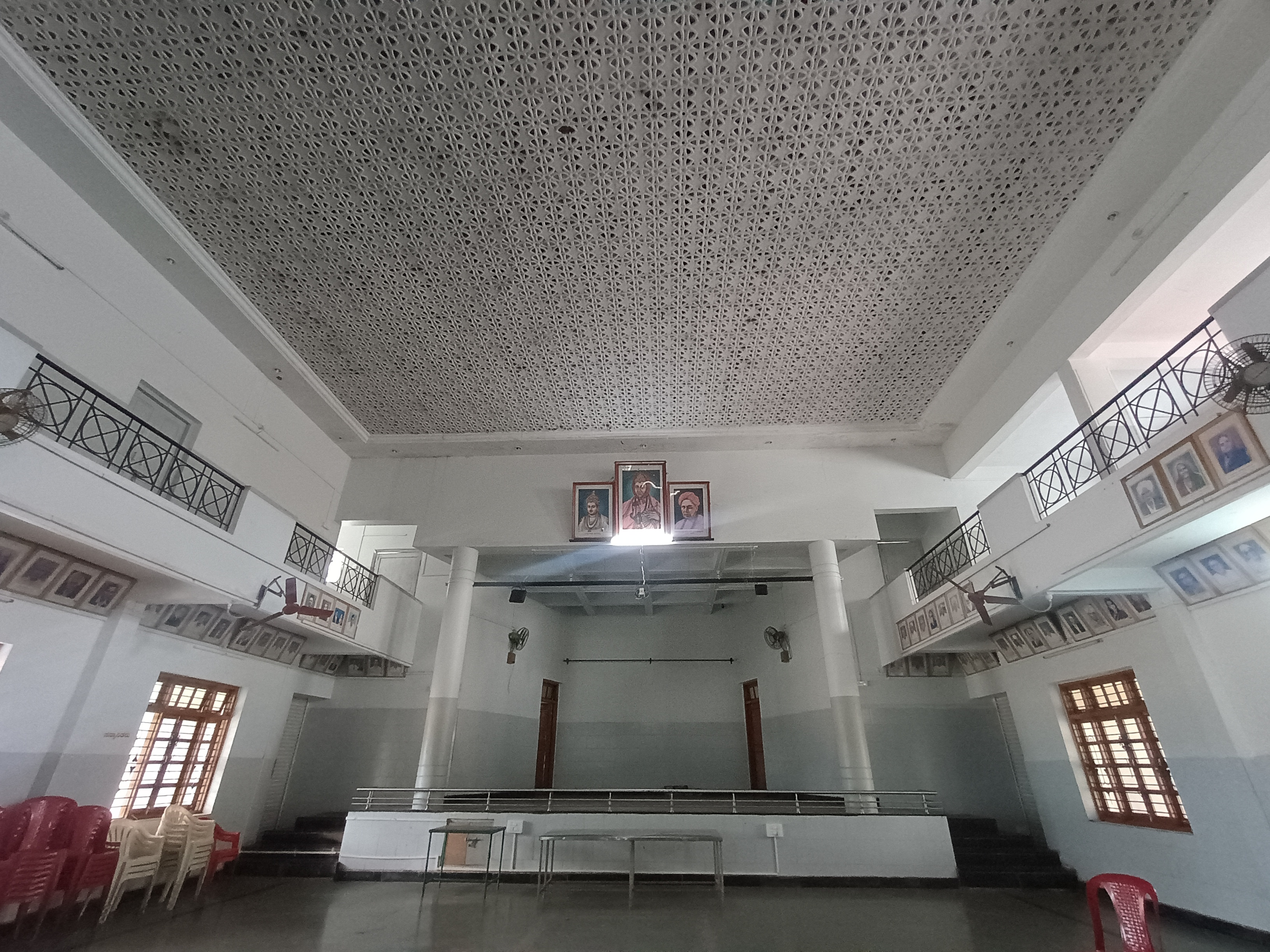 Shri Balaleela Mahanta Shivayogi Kalabhavana., Gadag — photo 4