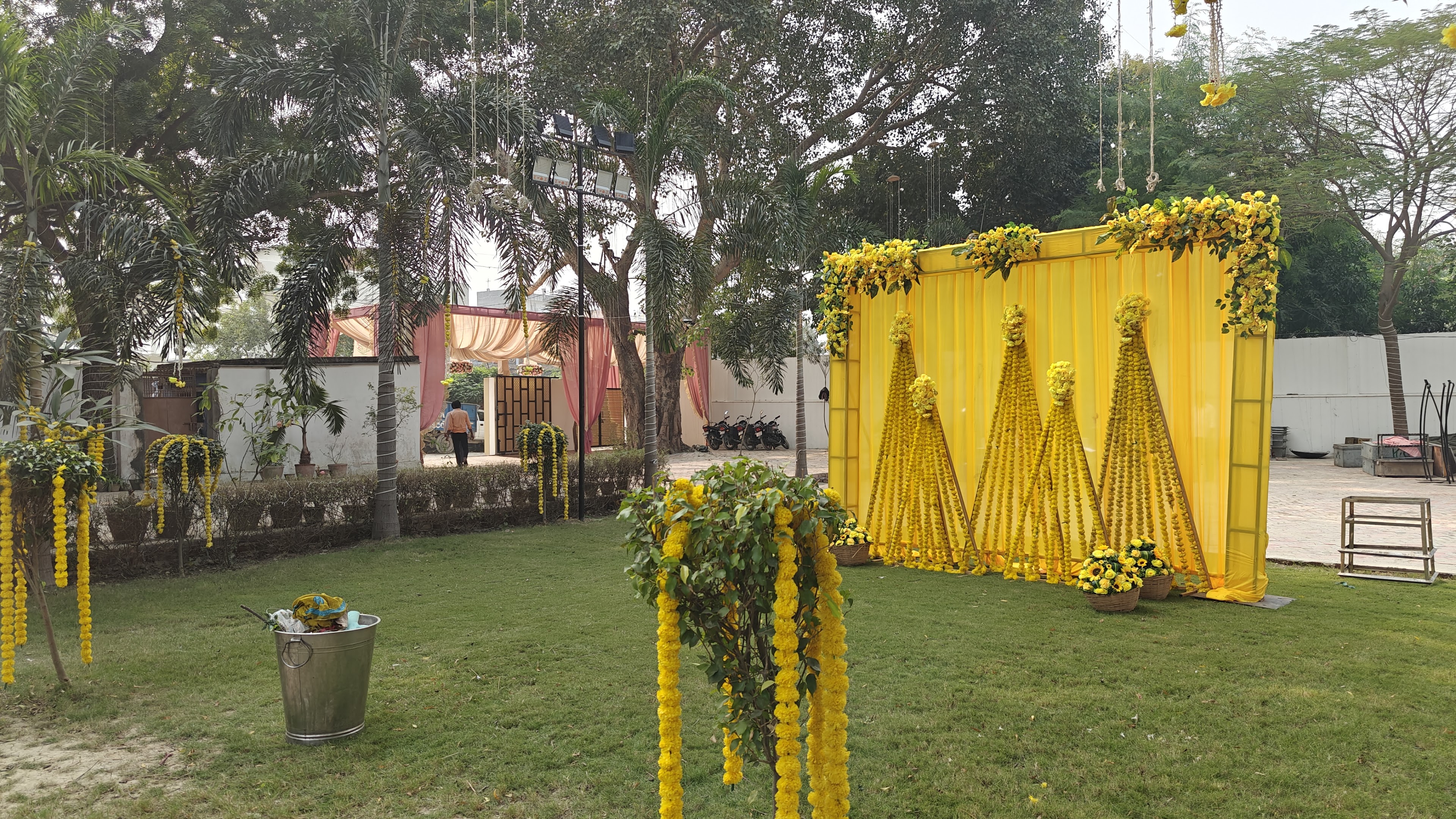 Aangan Lawn and Banquets, Varanasi — photo 3