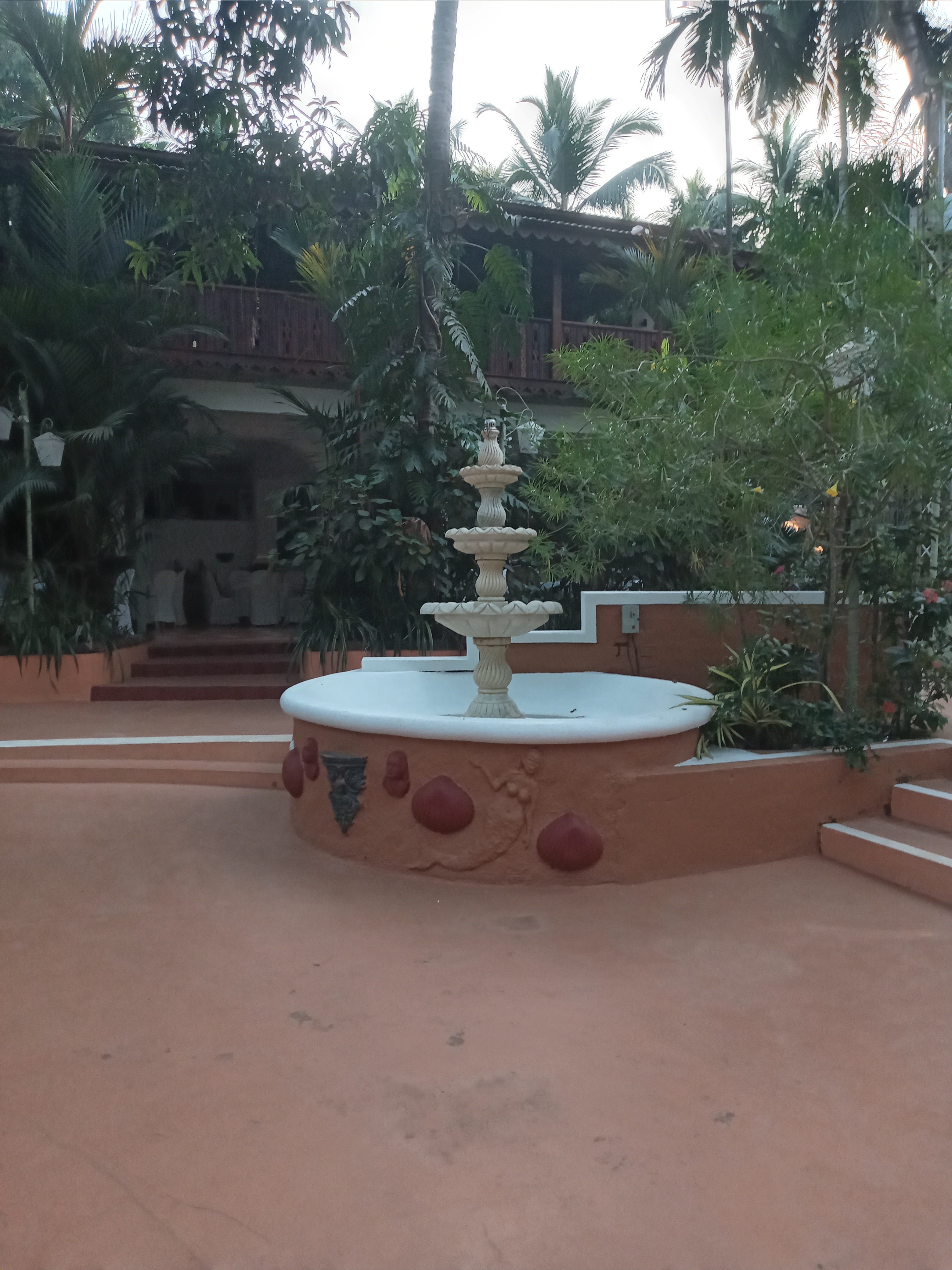 Coco Loco Lawns, Panaji — photo 2