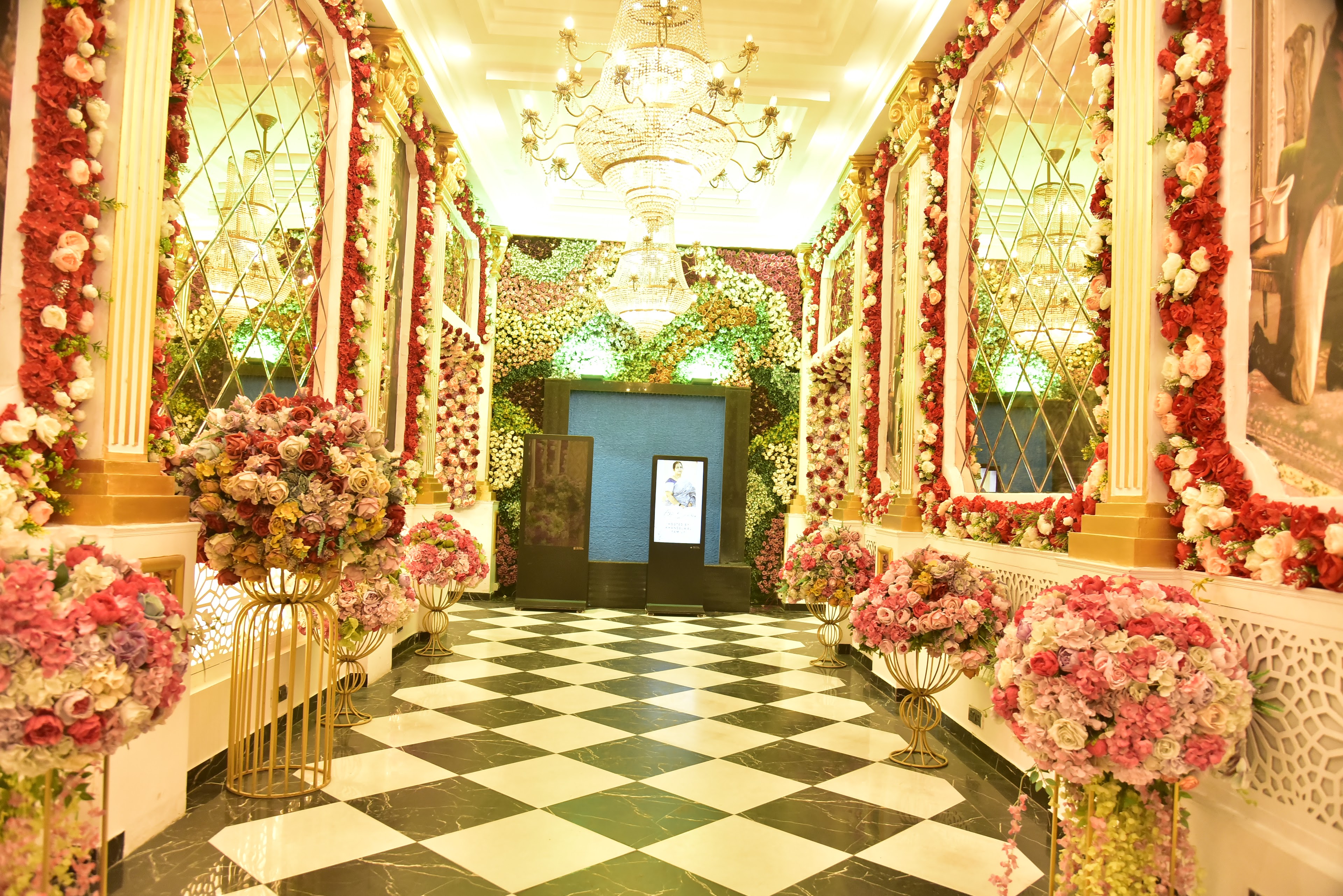 The White Palace Banquet By Khanak, Noida — photo 5